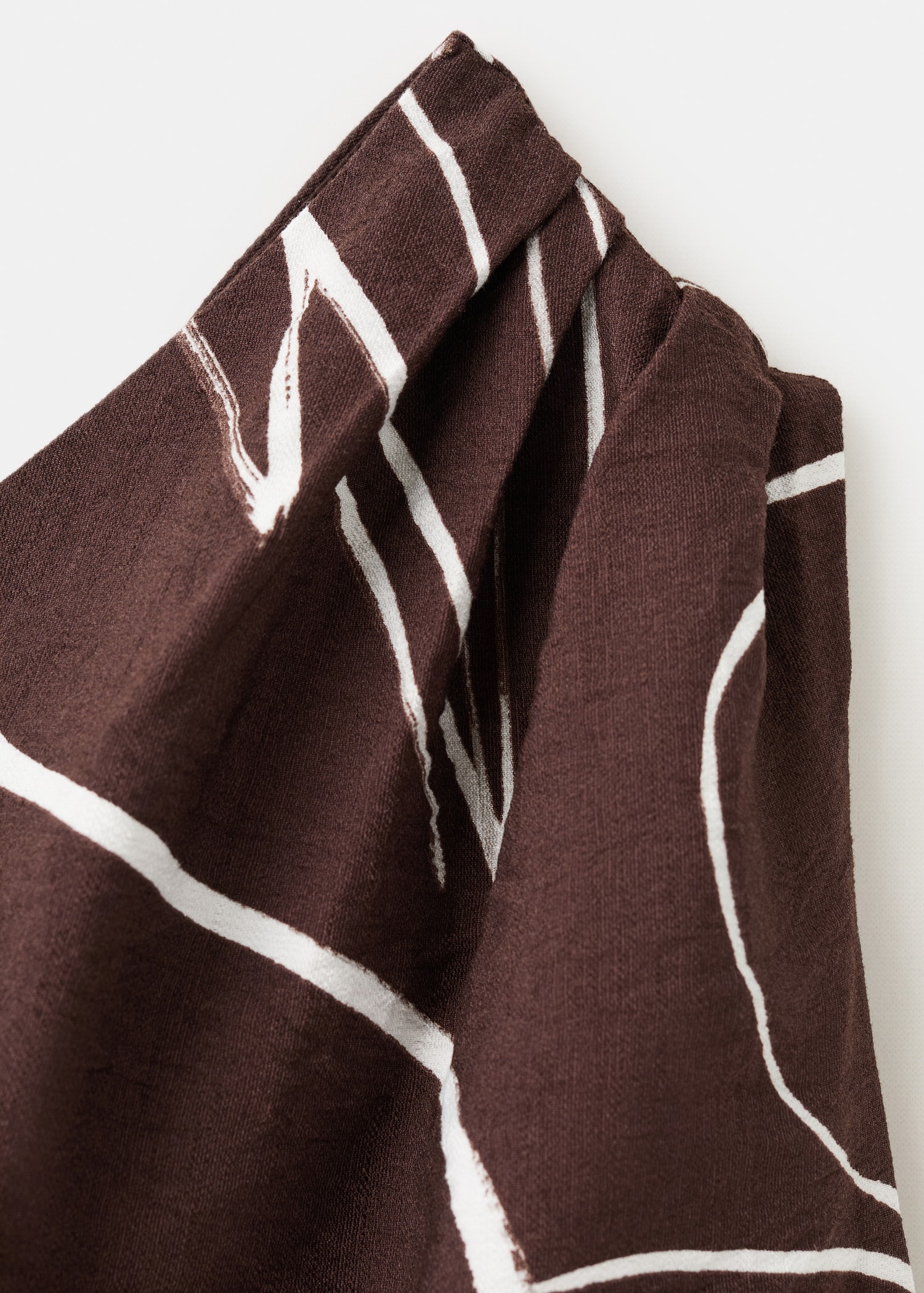 Asymmetric printed top - Details of the article 0