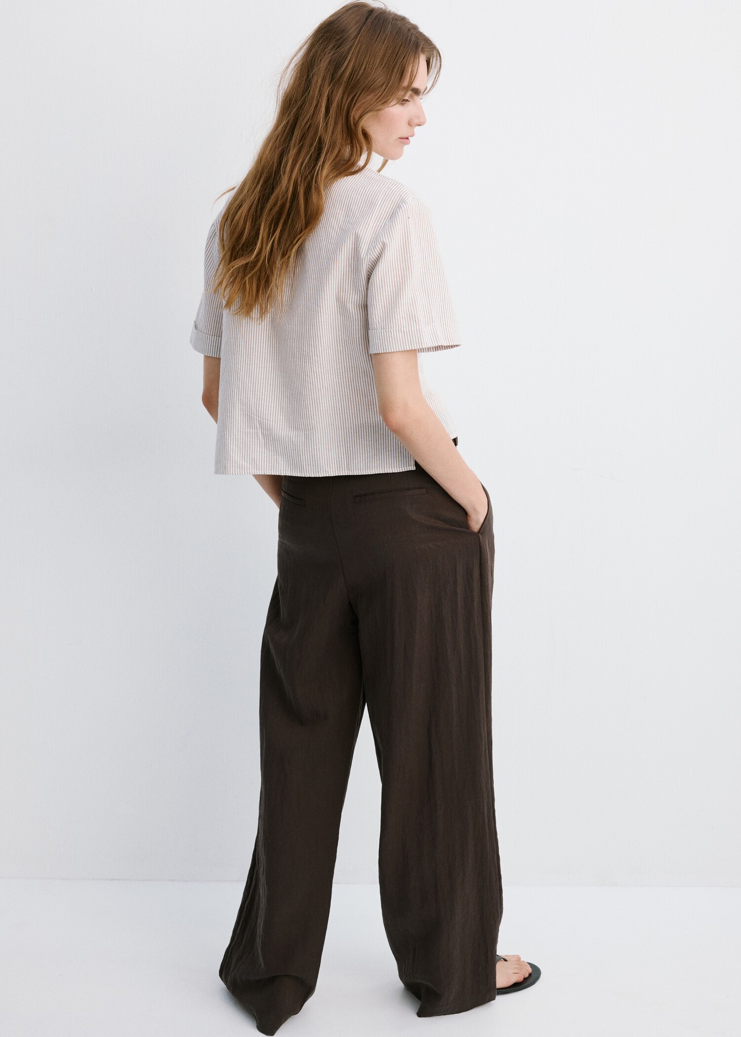 Short sleeve striped shirt - Reverse of the article