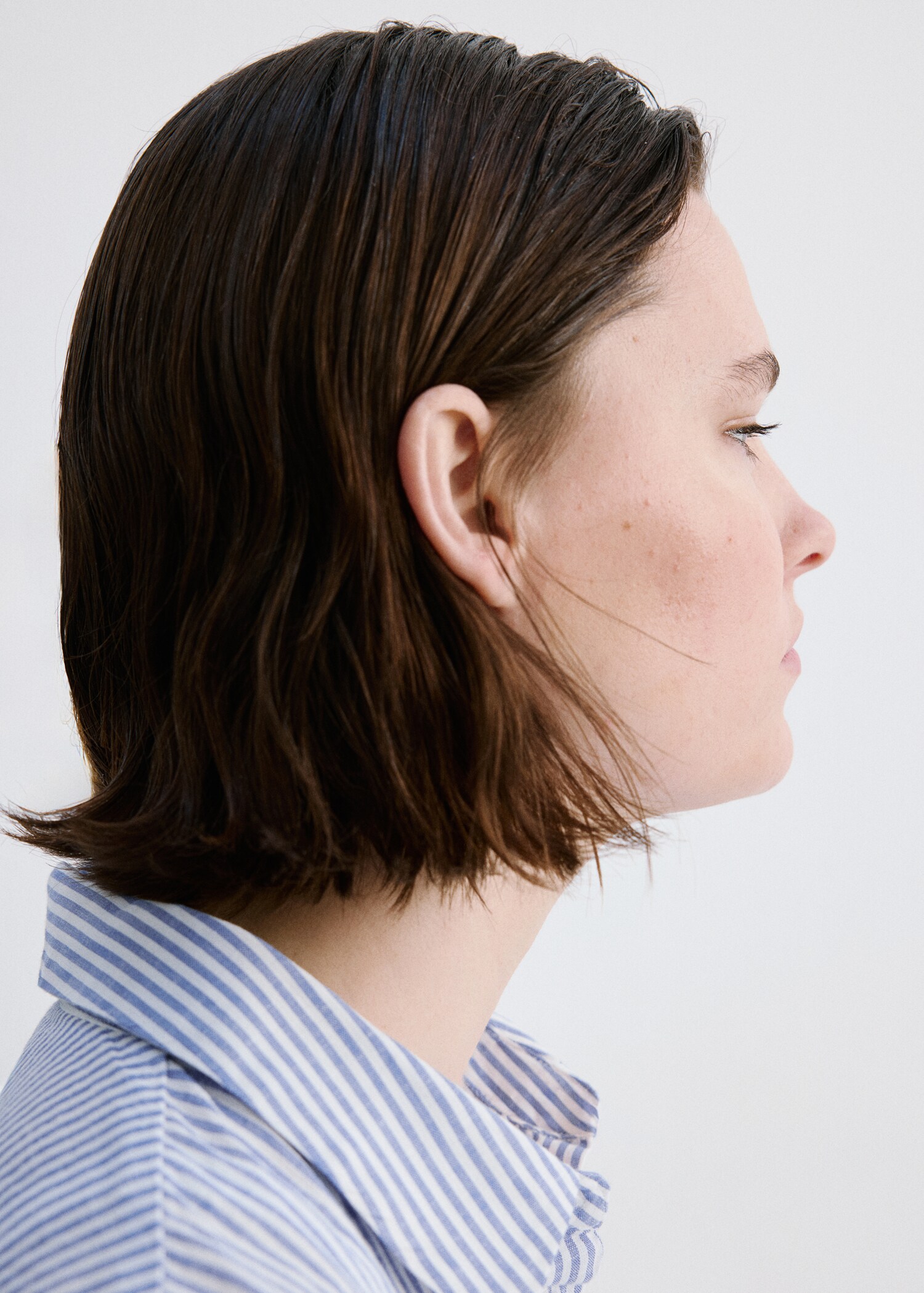 Short sleeve striped shirt - Details of the article 4