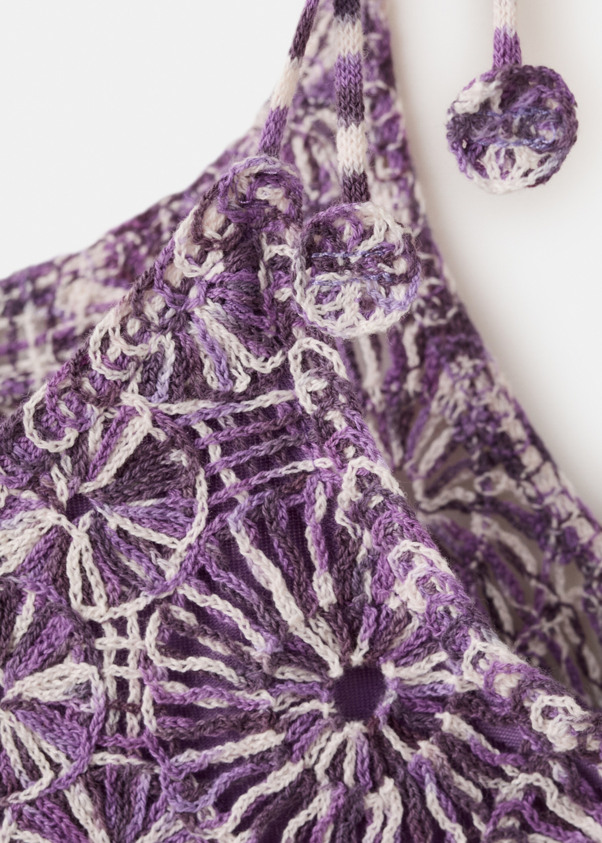 Crochet top with flowers - Details of the article 0, Purple. Ref: 27078266-00.