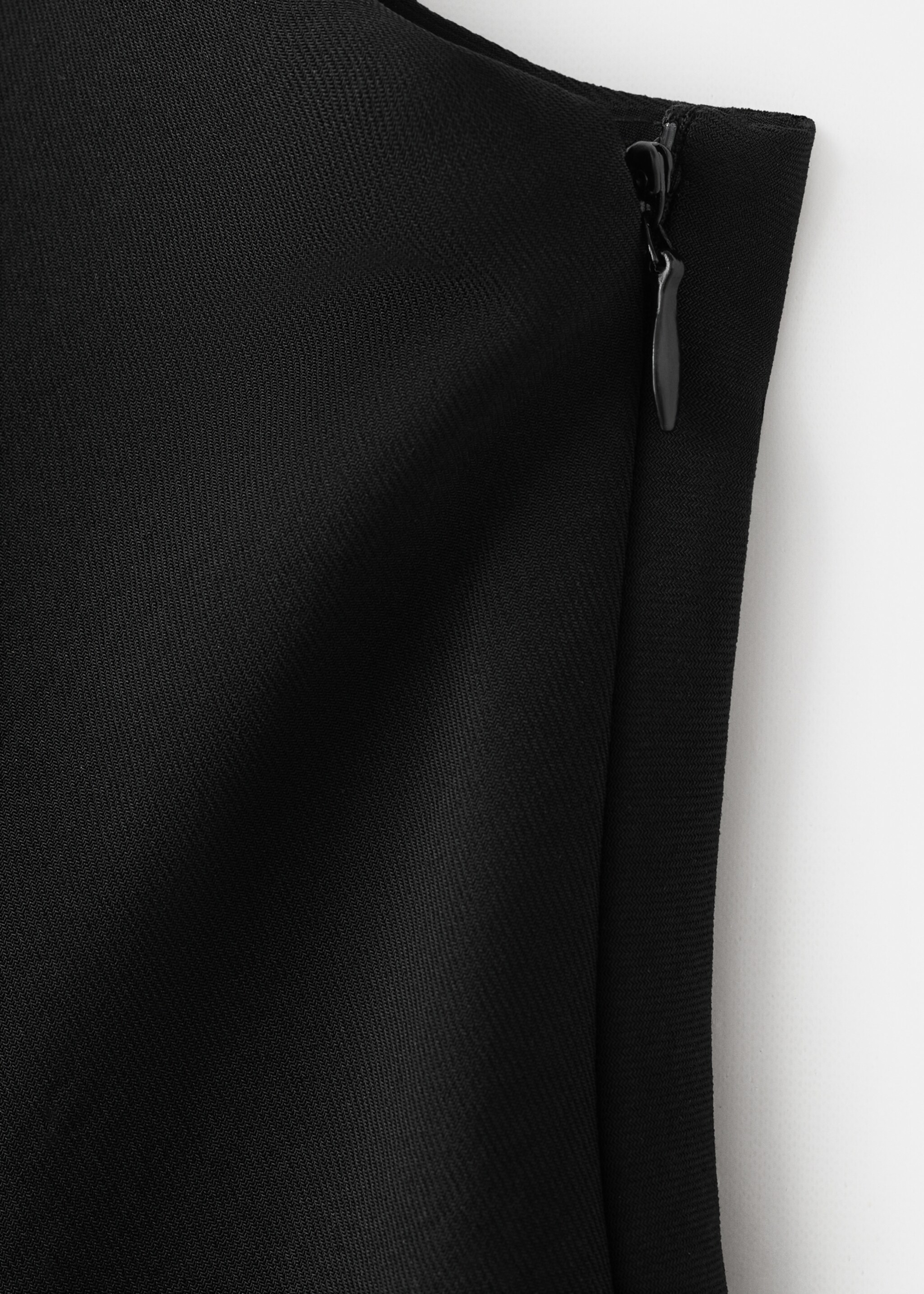 Long jumpsuit with knot - Details of the article 8, Black. Ref: 27078661-00.