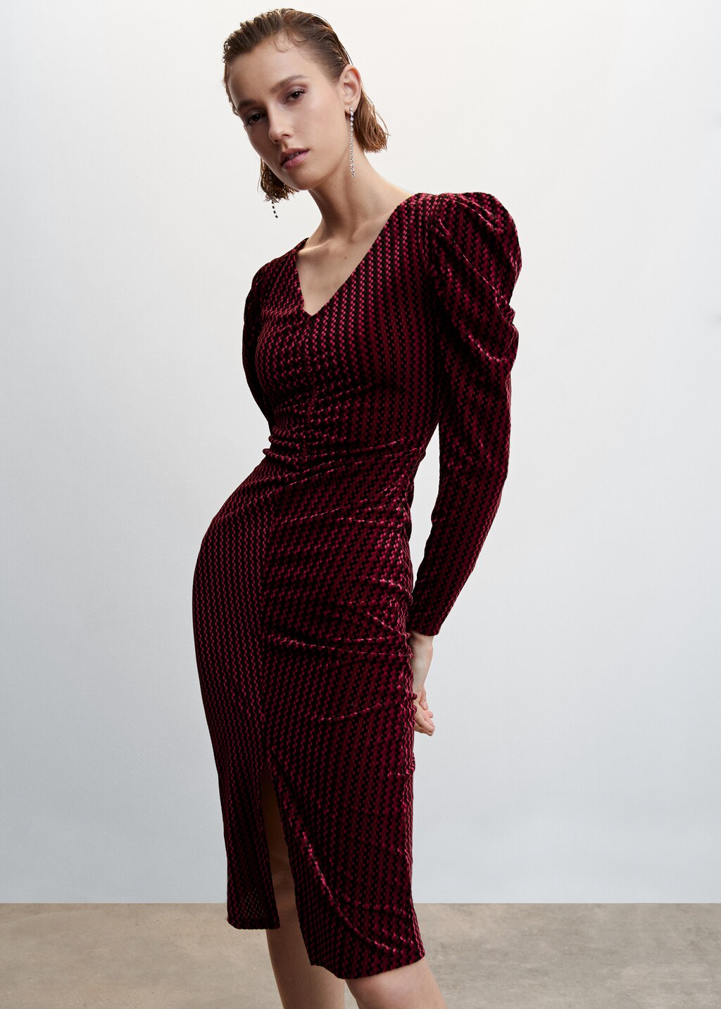 Velvet dress with puffed sleeves Women MANGO Azerbaijan