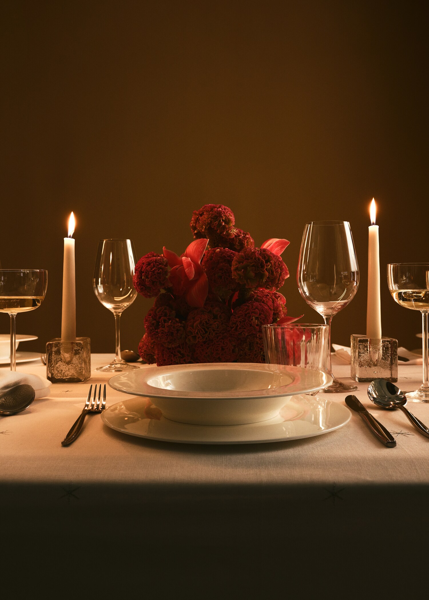 Ultra-light bone china deep plate - Details of the article 6