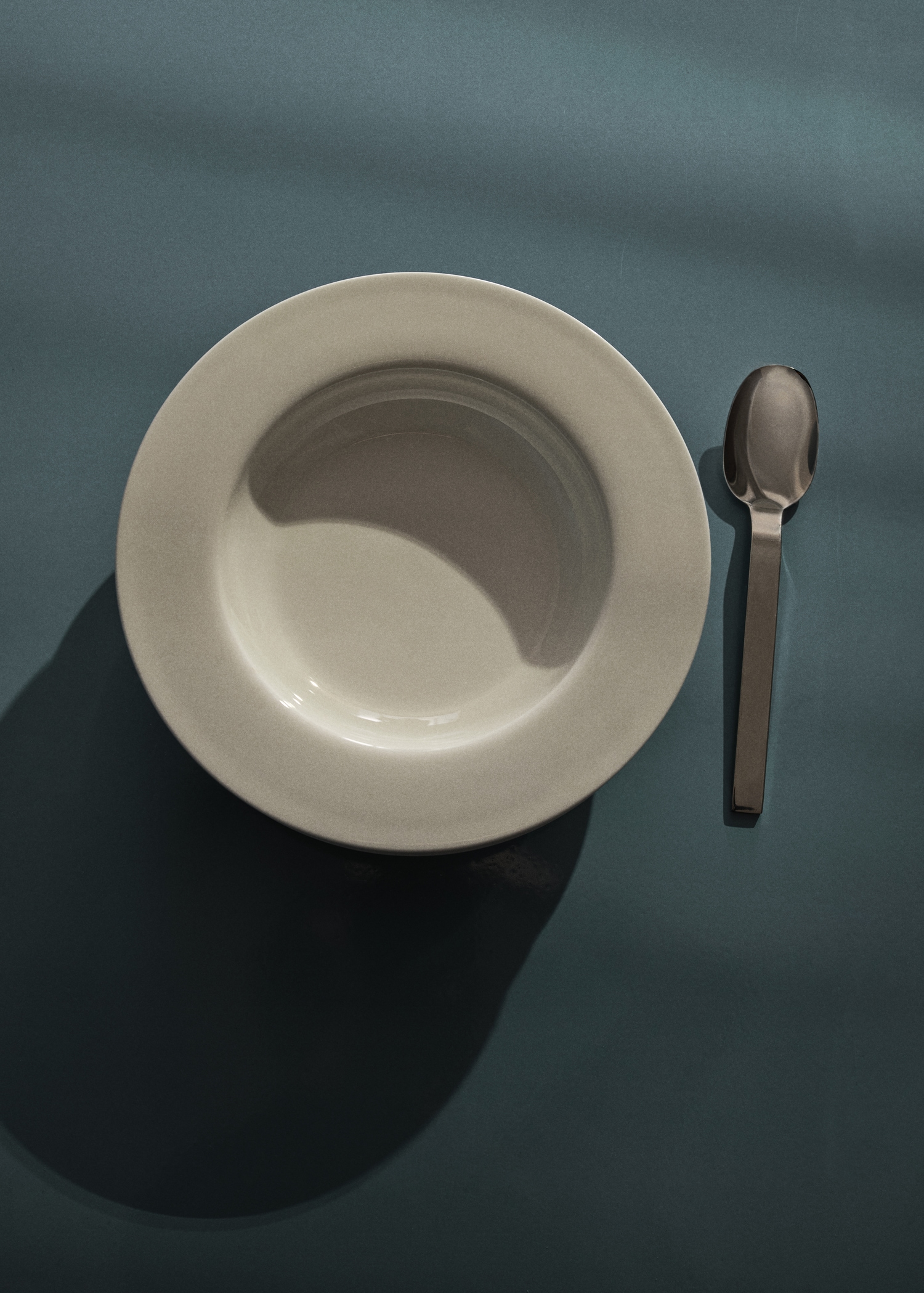 Ultra-light bone china deep plate - Details of the article 7