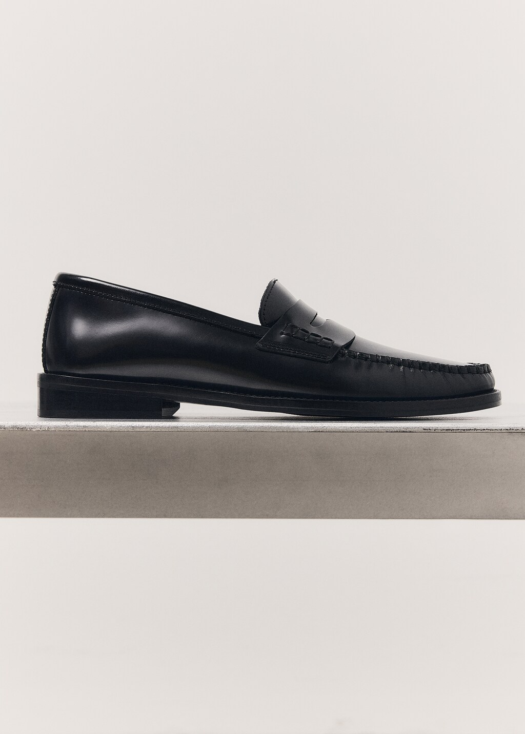 Mango Gathered leather moccasin