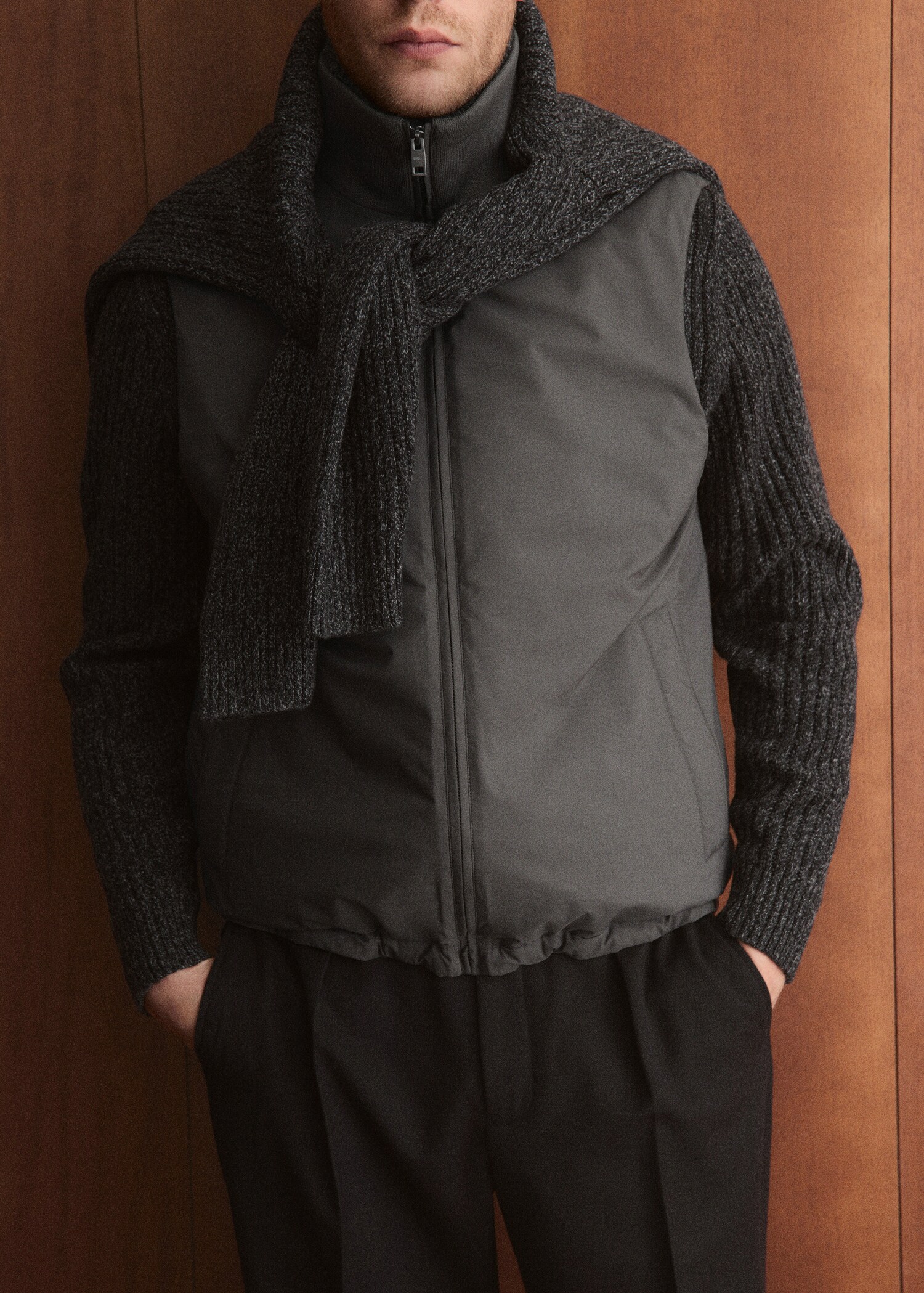 Lightweight quilted gilet - Details of the article 3