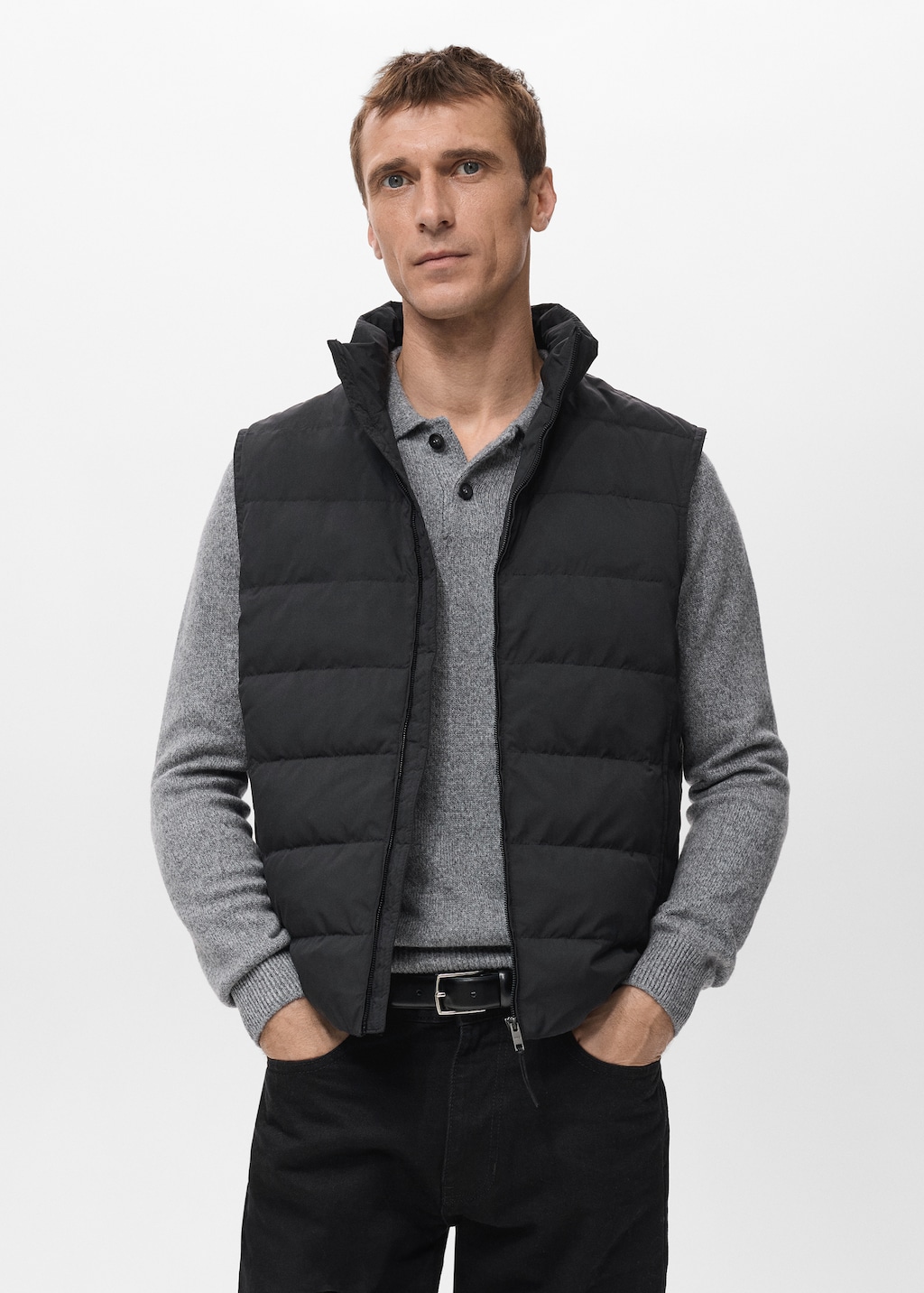 Quilted vest with down and feather filling