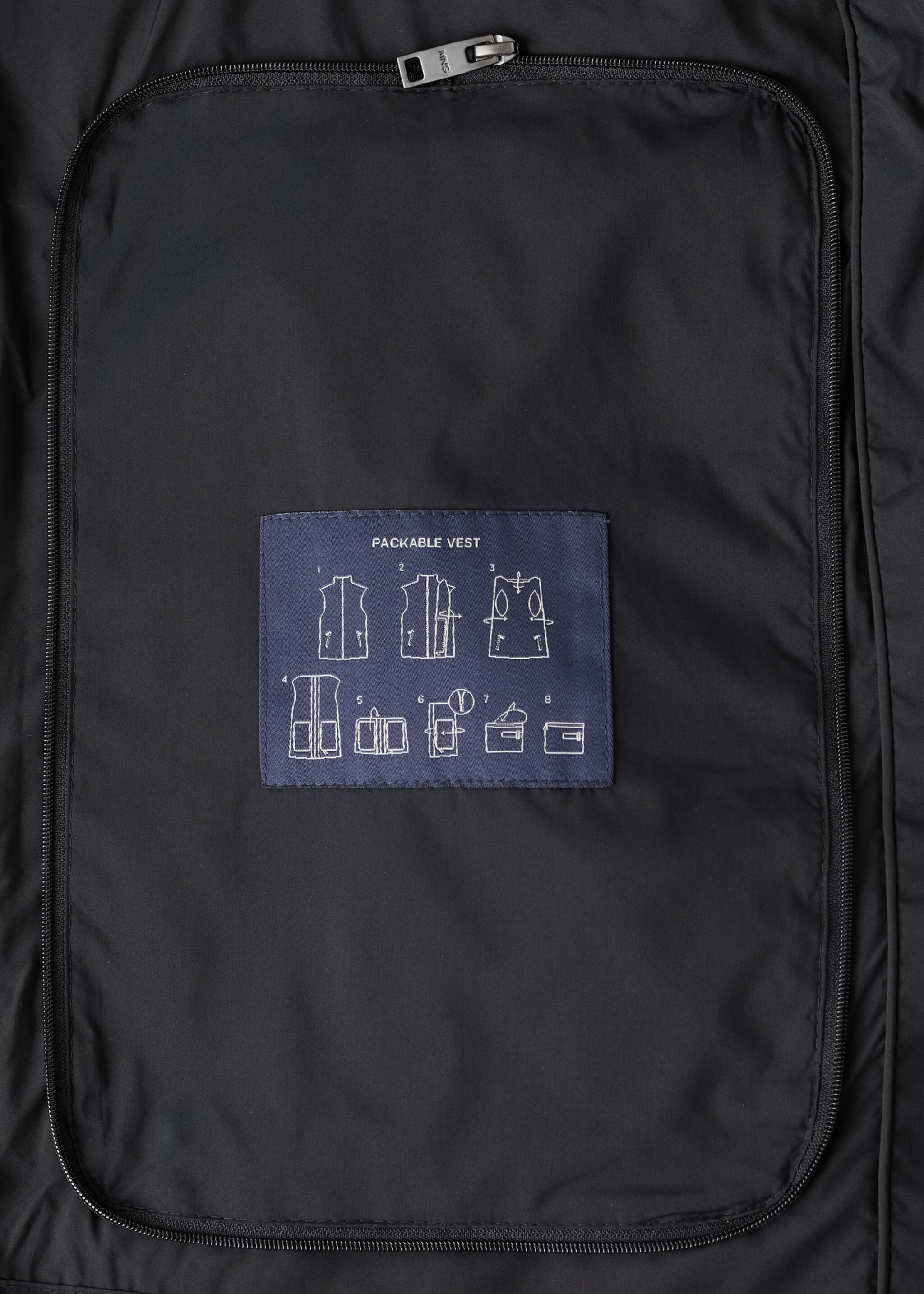 Gilet matelassé rembourrage duvet et plumes - Détail de l'article 8, Noir. Ref: 27081173-00.