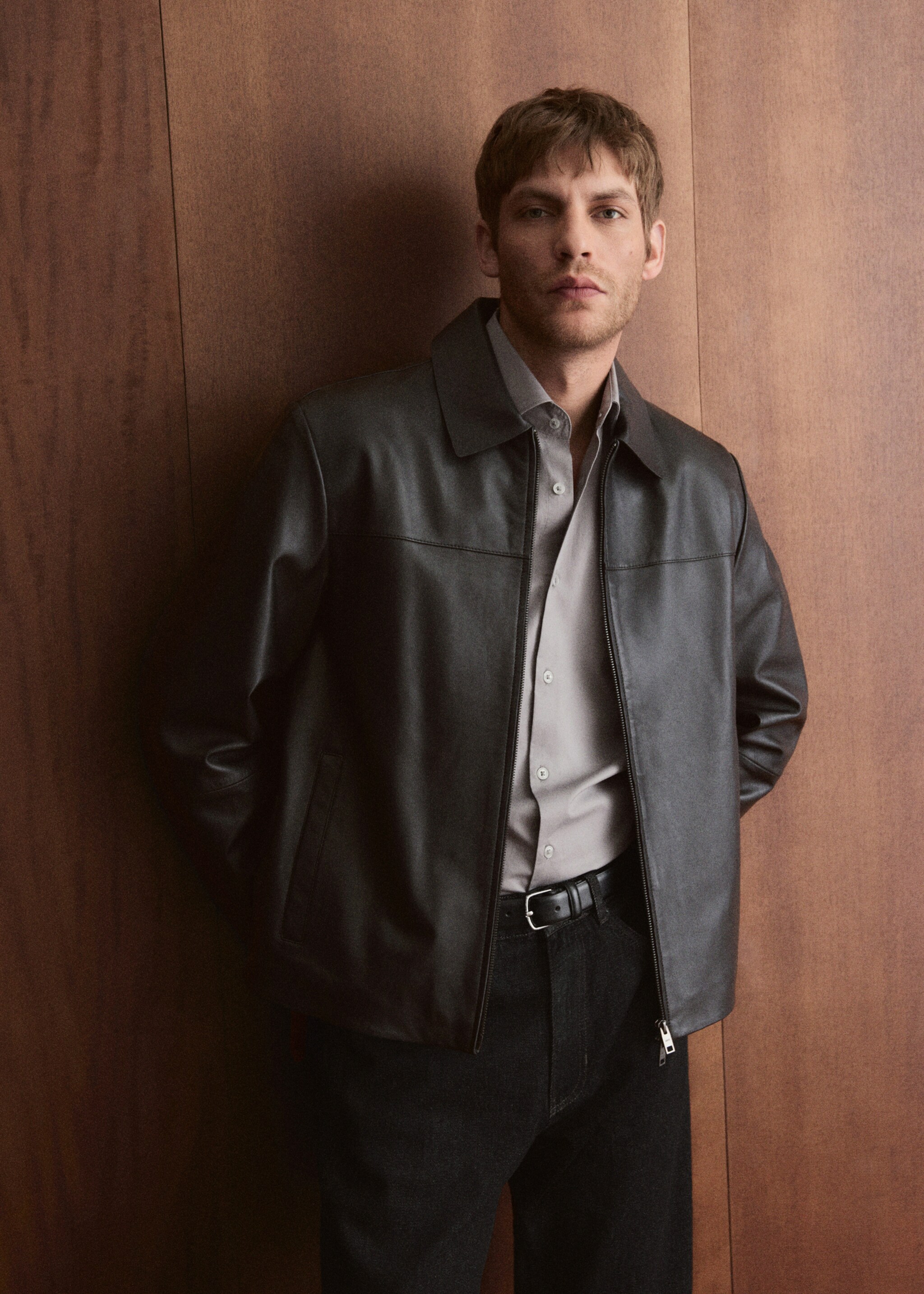 Blouson 100 % cuir poches - Détail de l'article 3, Noir. Ref: 27081175-00.