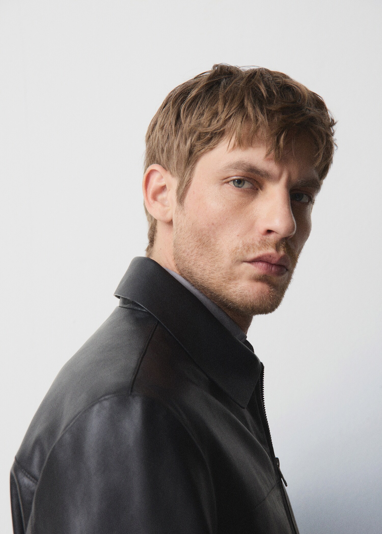 100% leather jacket with pockets - Details of the article 5