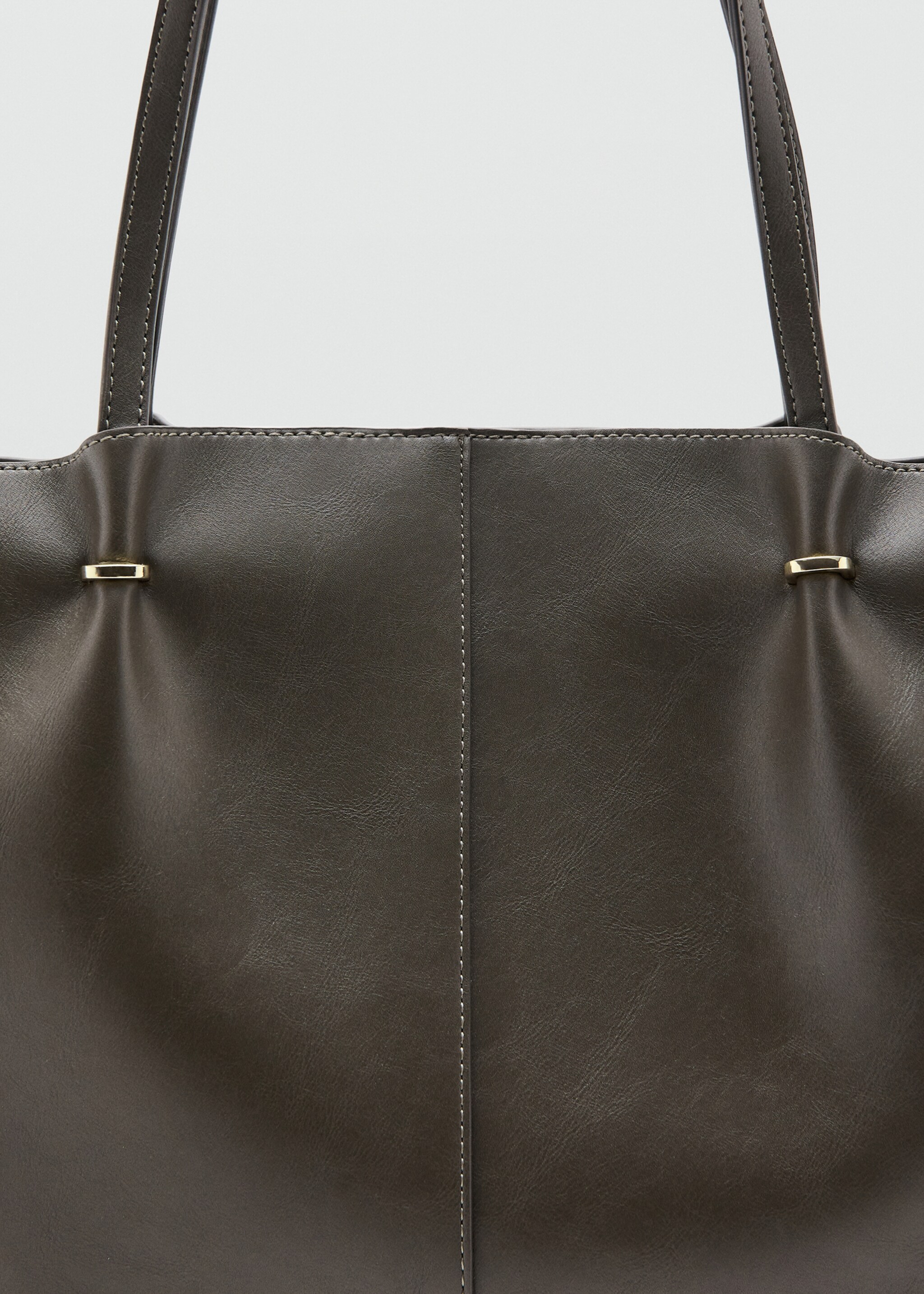 Shopper bag with metallic details - Details of the article 1, Khaki. Ref: 27081189-00.