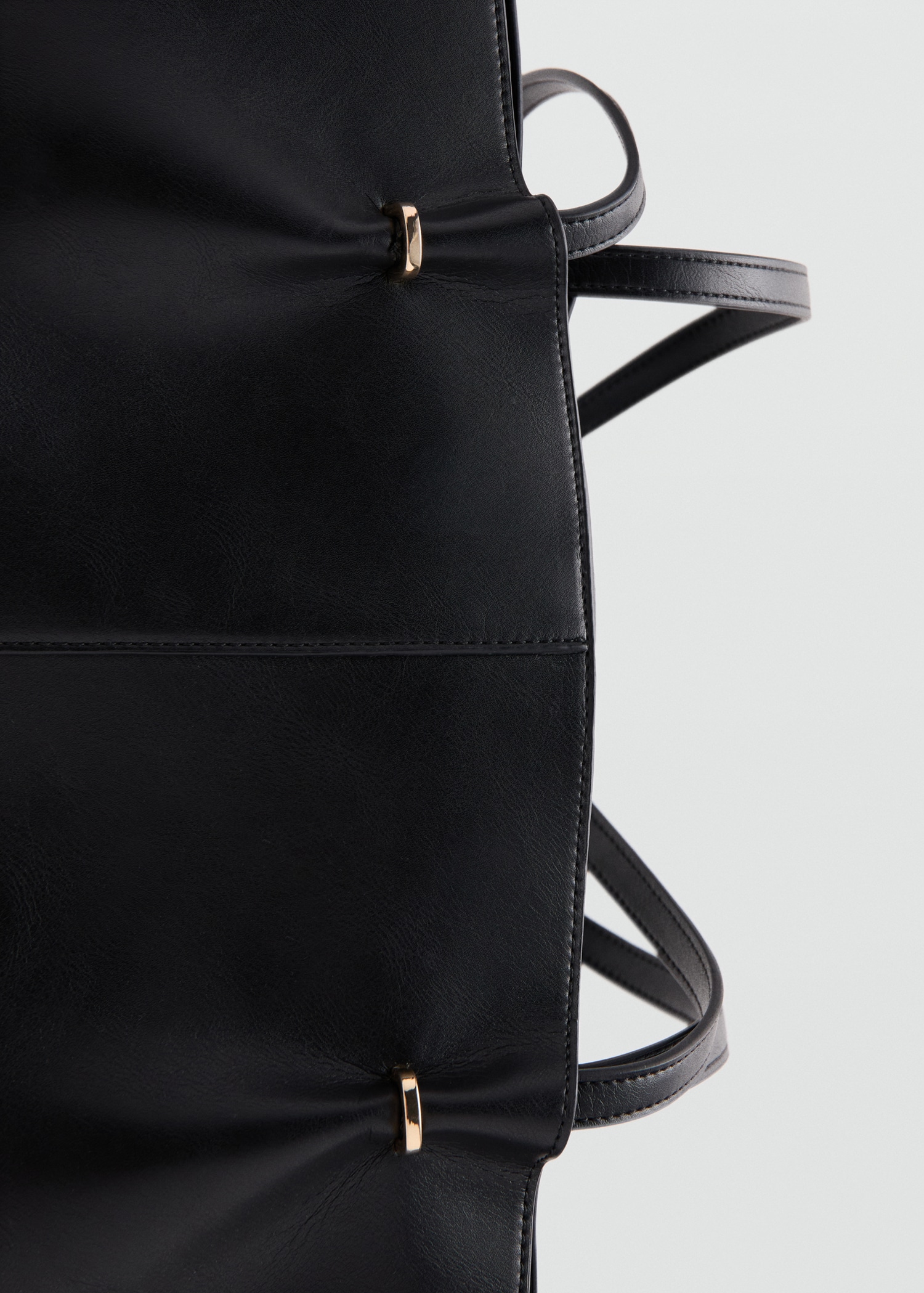 Shopper-Tasche mit Metalldetails - Detail des Artikels 1