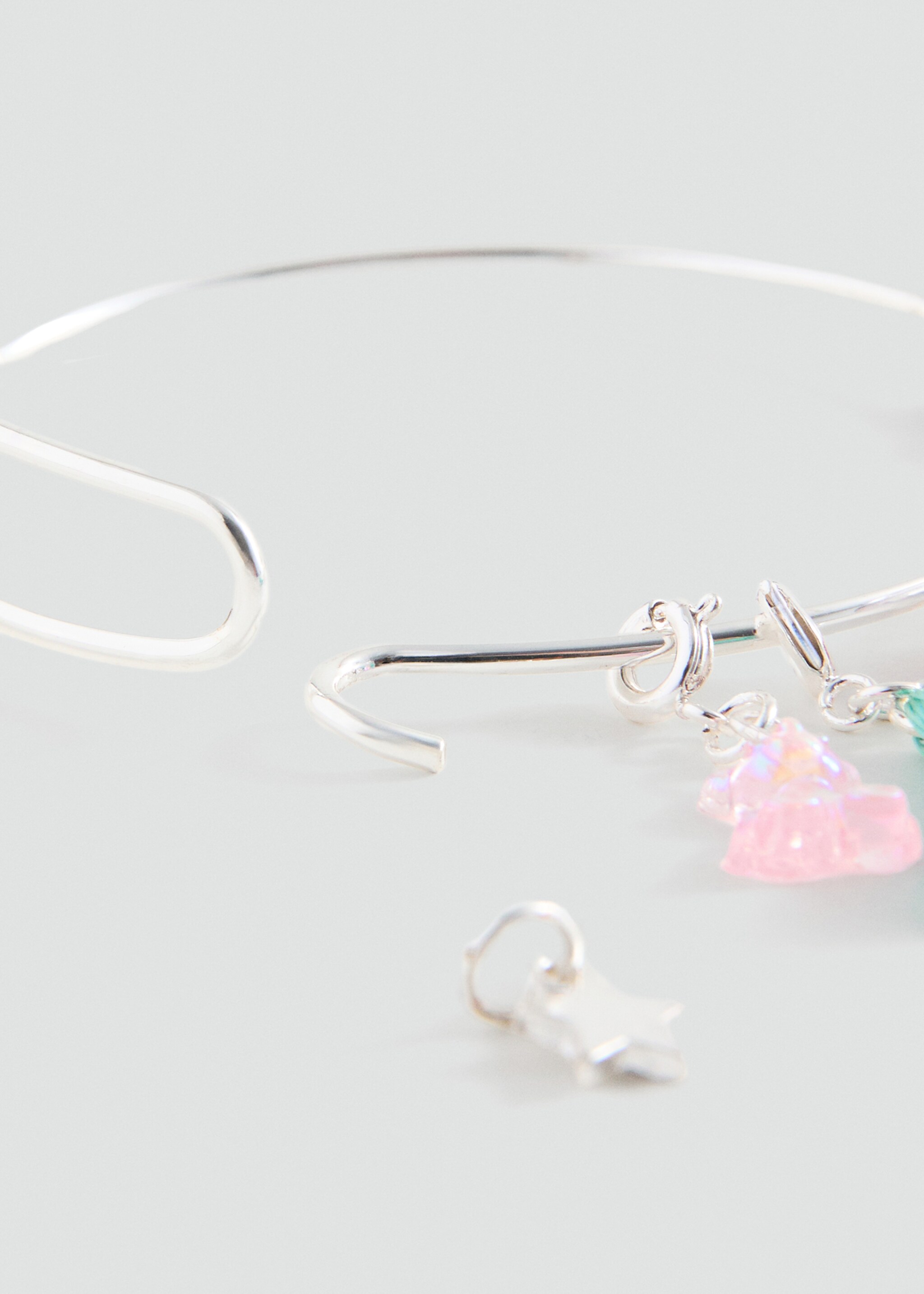 Mixed charms bracelet - Details of the article 2, Silver. Ref: 27081203-00.