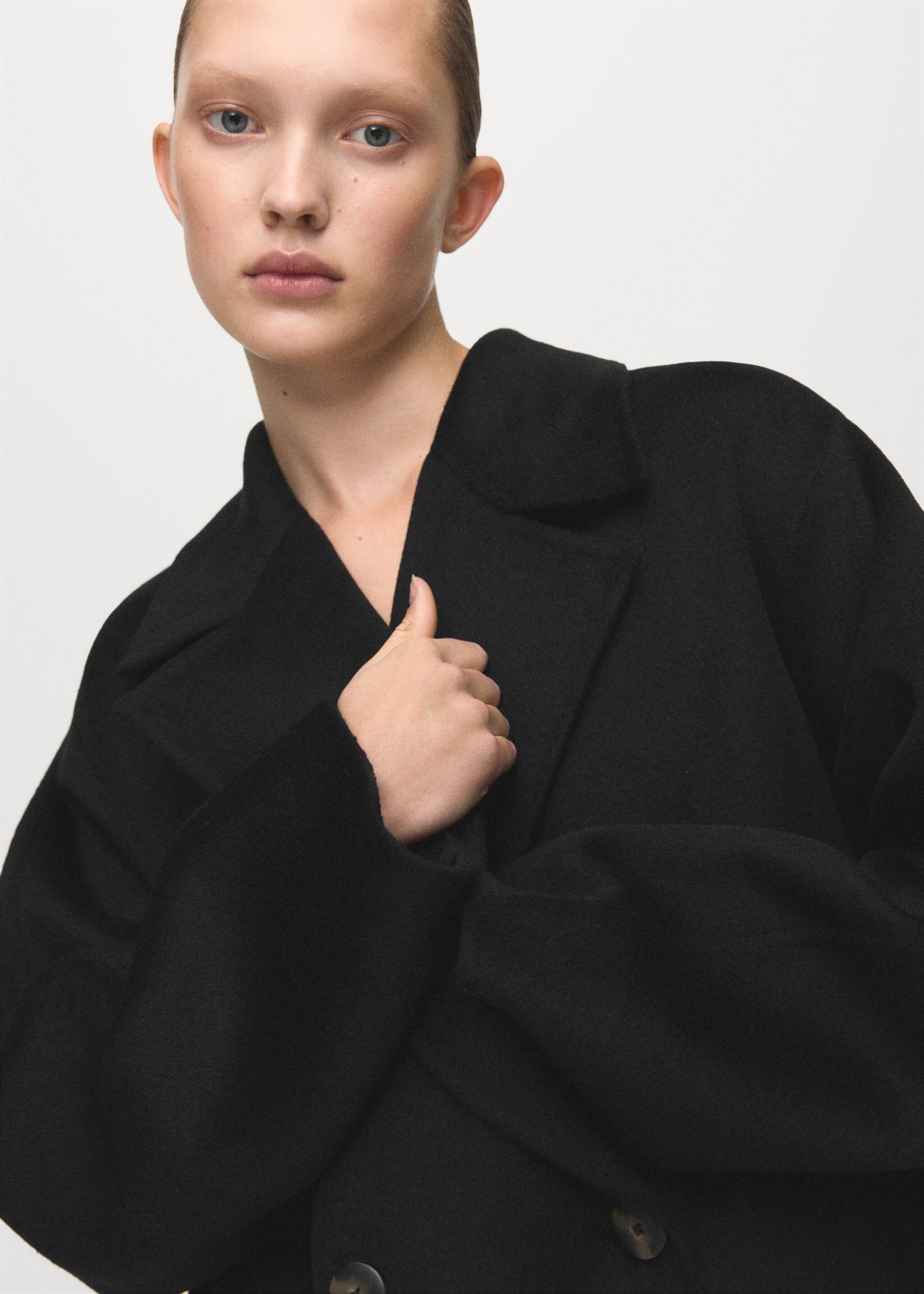 Handmade oversized wool coat - Details of the article 1, Black. Ref: 27081207-00.