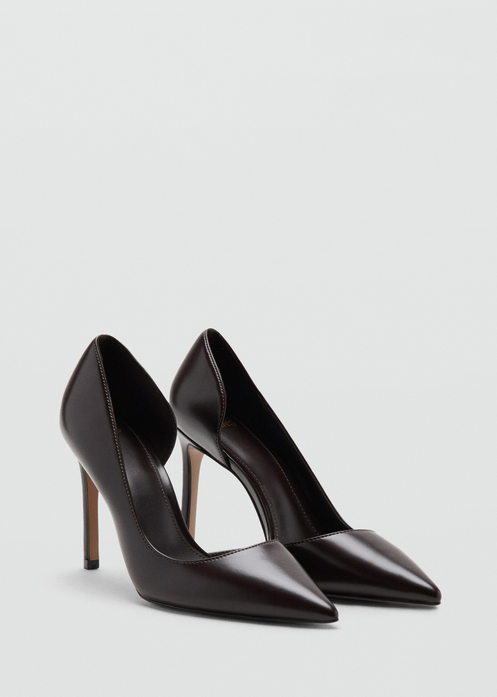 Asymmetrical heeled shoes - Medium plane, Chocolate. Ref: 27081208-00.