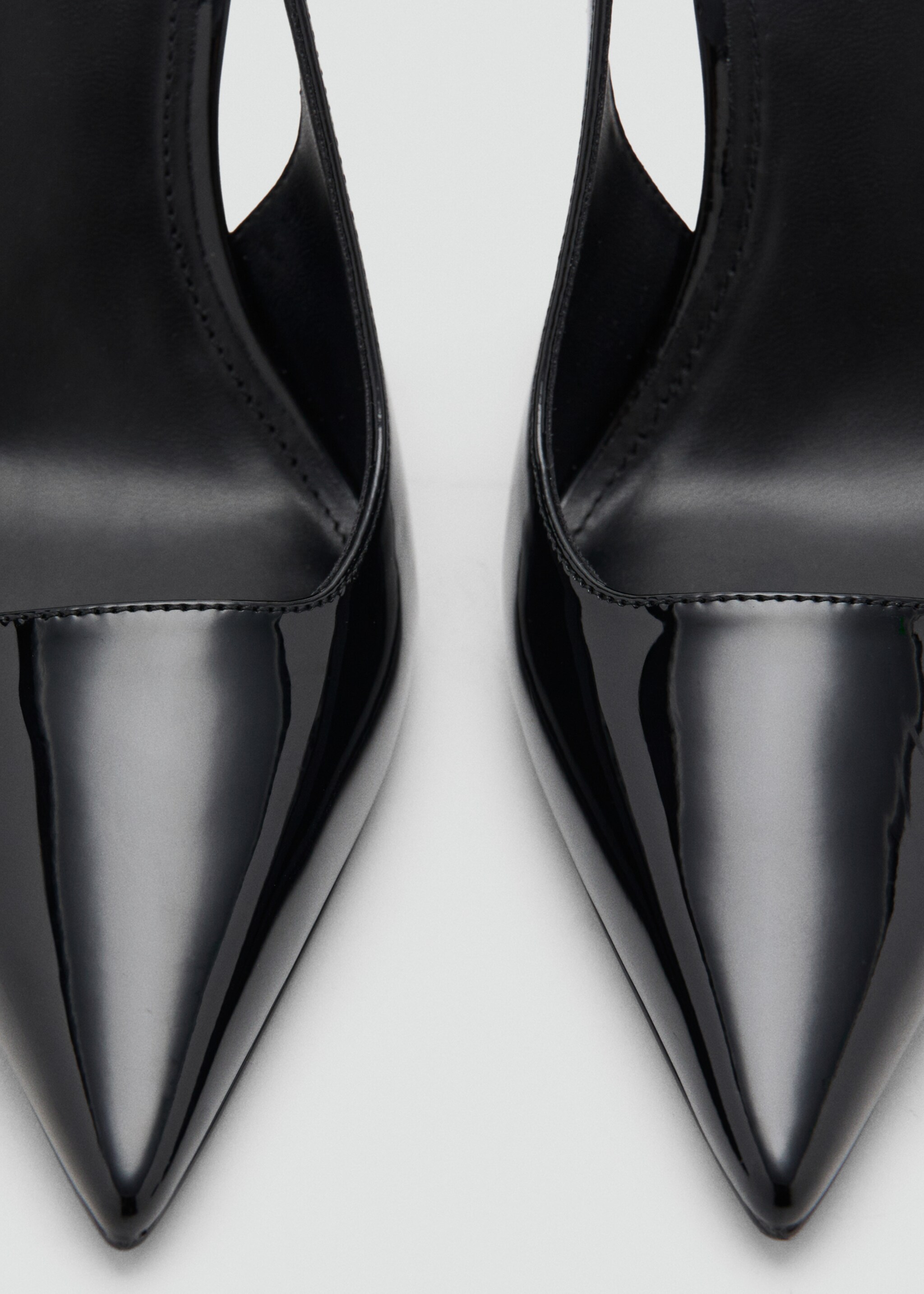 Patent heeled shoes - Details of the article 1, Black. Ref: 27081209-00.