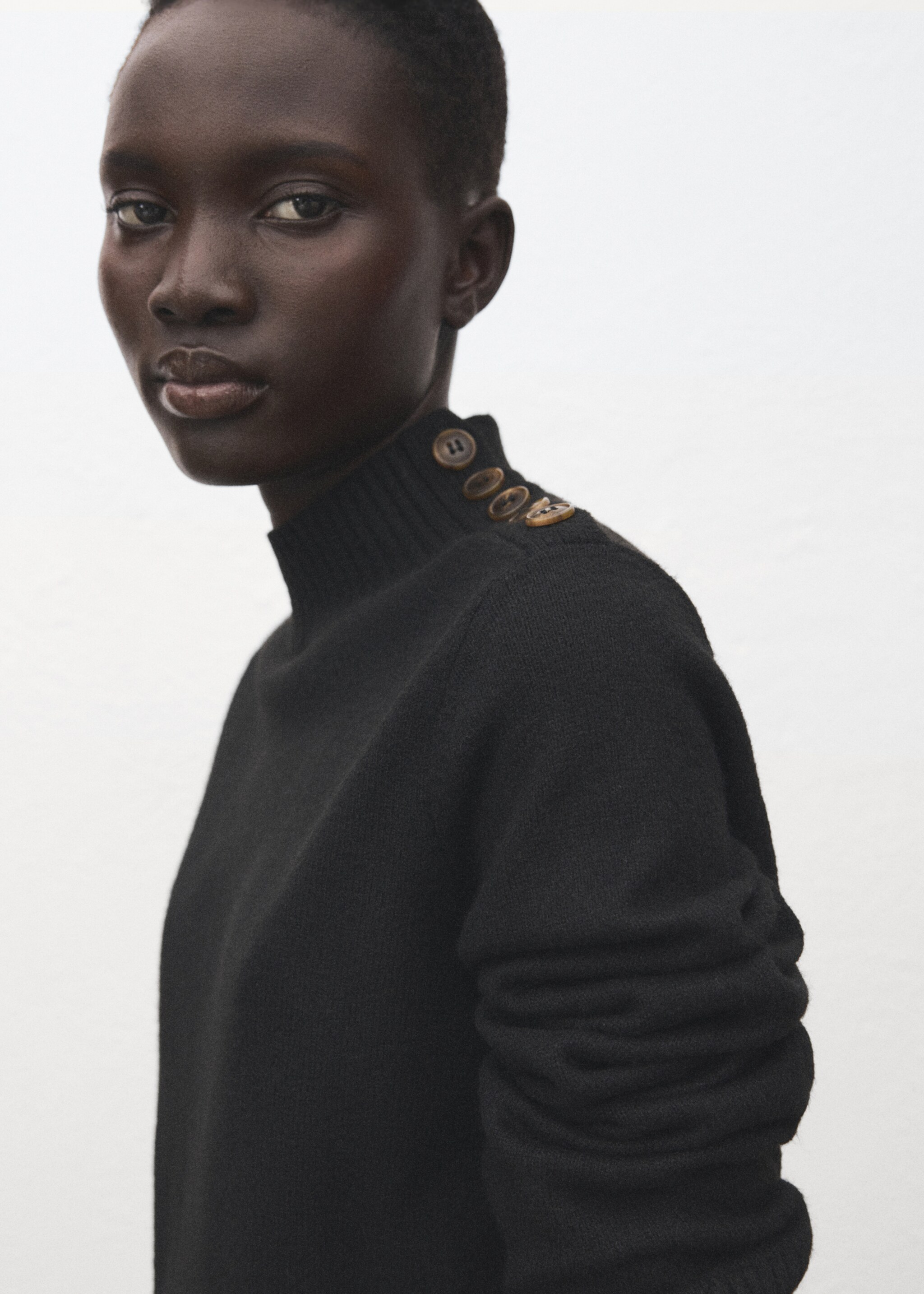 Button knit dress - Details of the article 1, Black. Ref: 27081214-00.