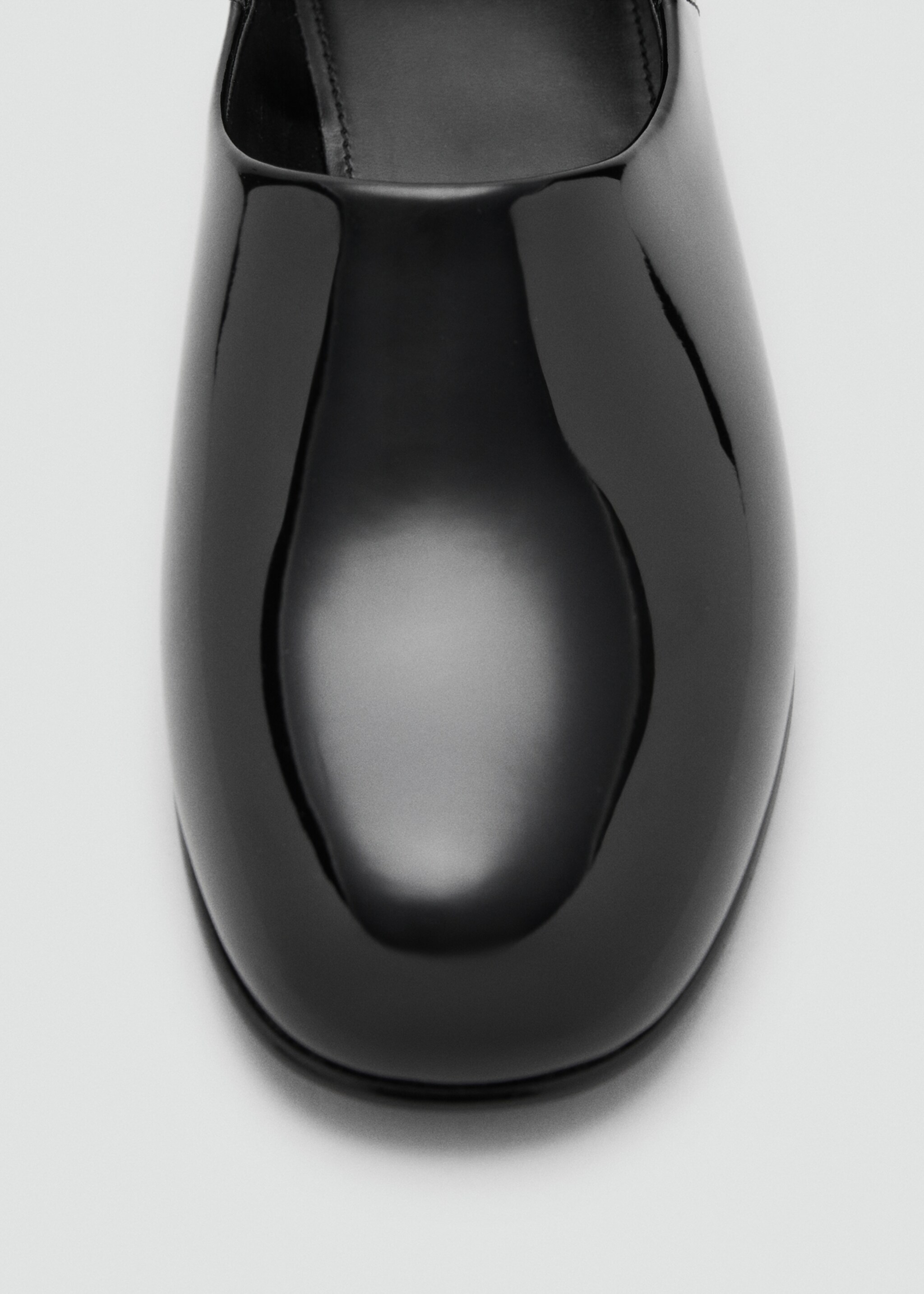 Patent leather flat shoe - Details of the article 1, Black. Ref: 27081216-00.