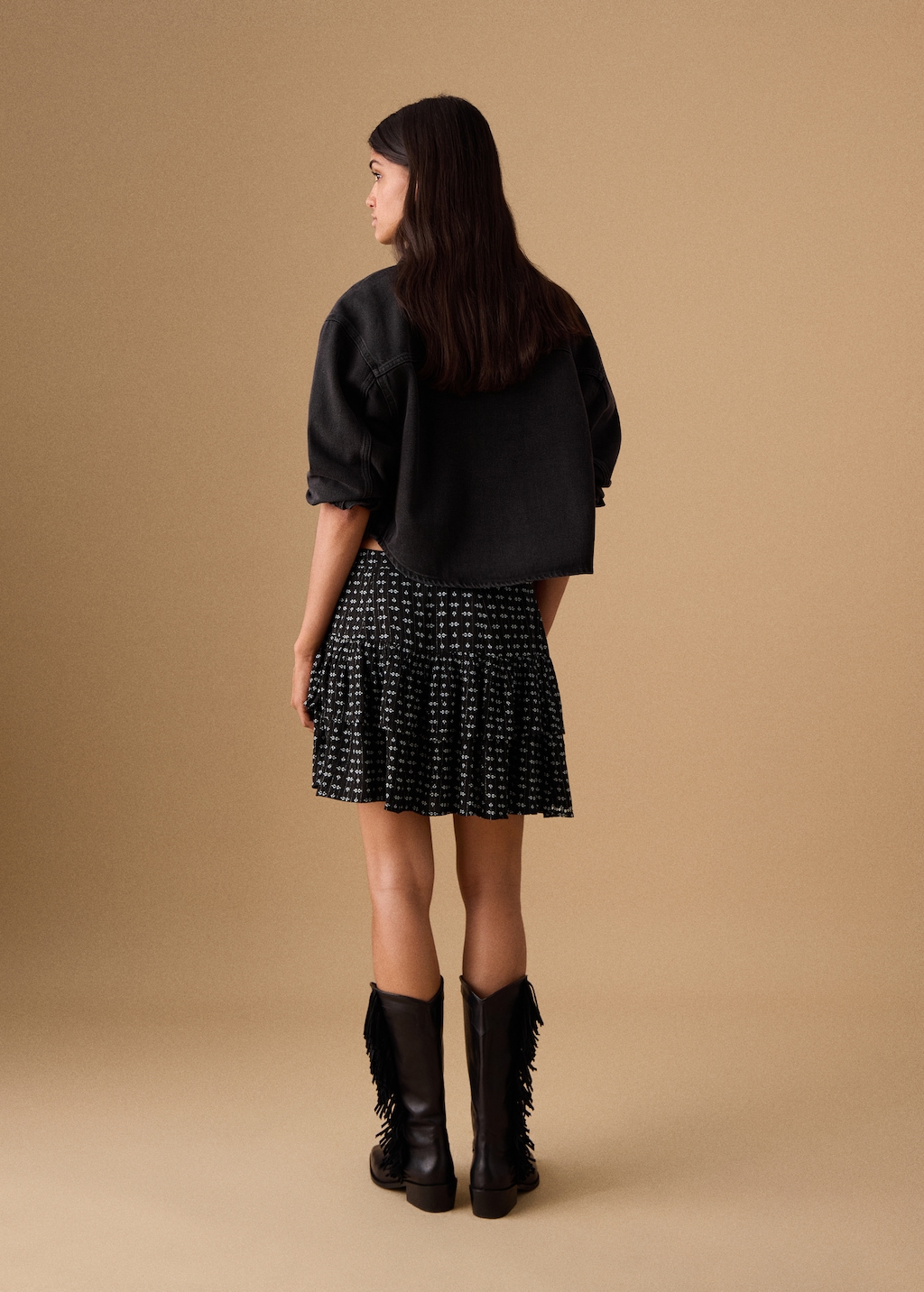 Skirt with sequin print