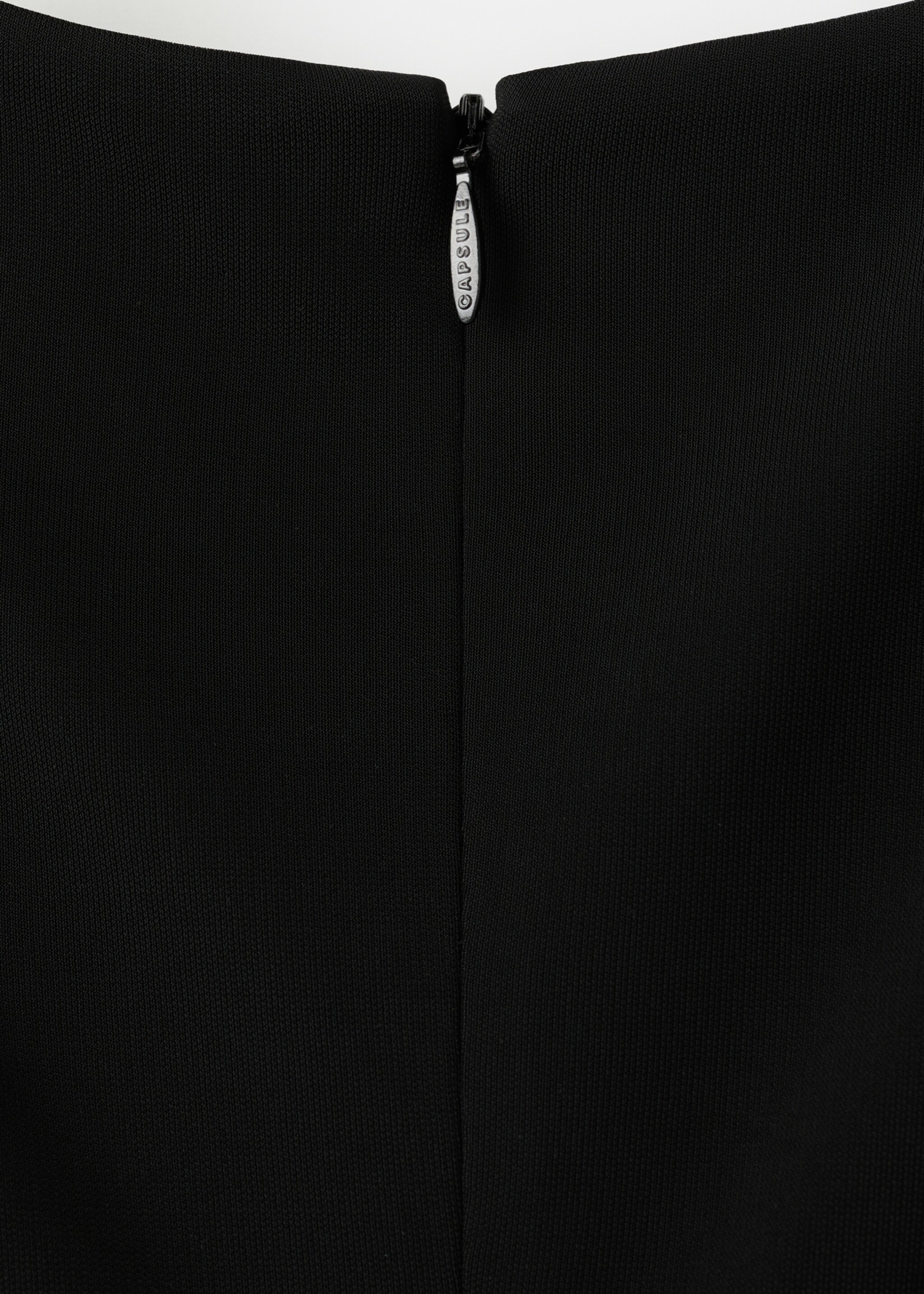 Nauwsluitende jurk met transparante schouderbandjes - Detail van het artikel 0, Zwart. Ref: 27081222-00.