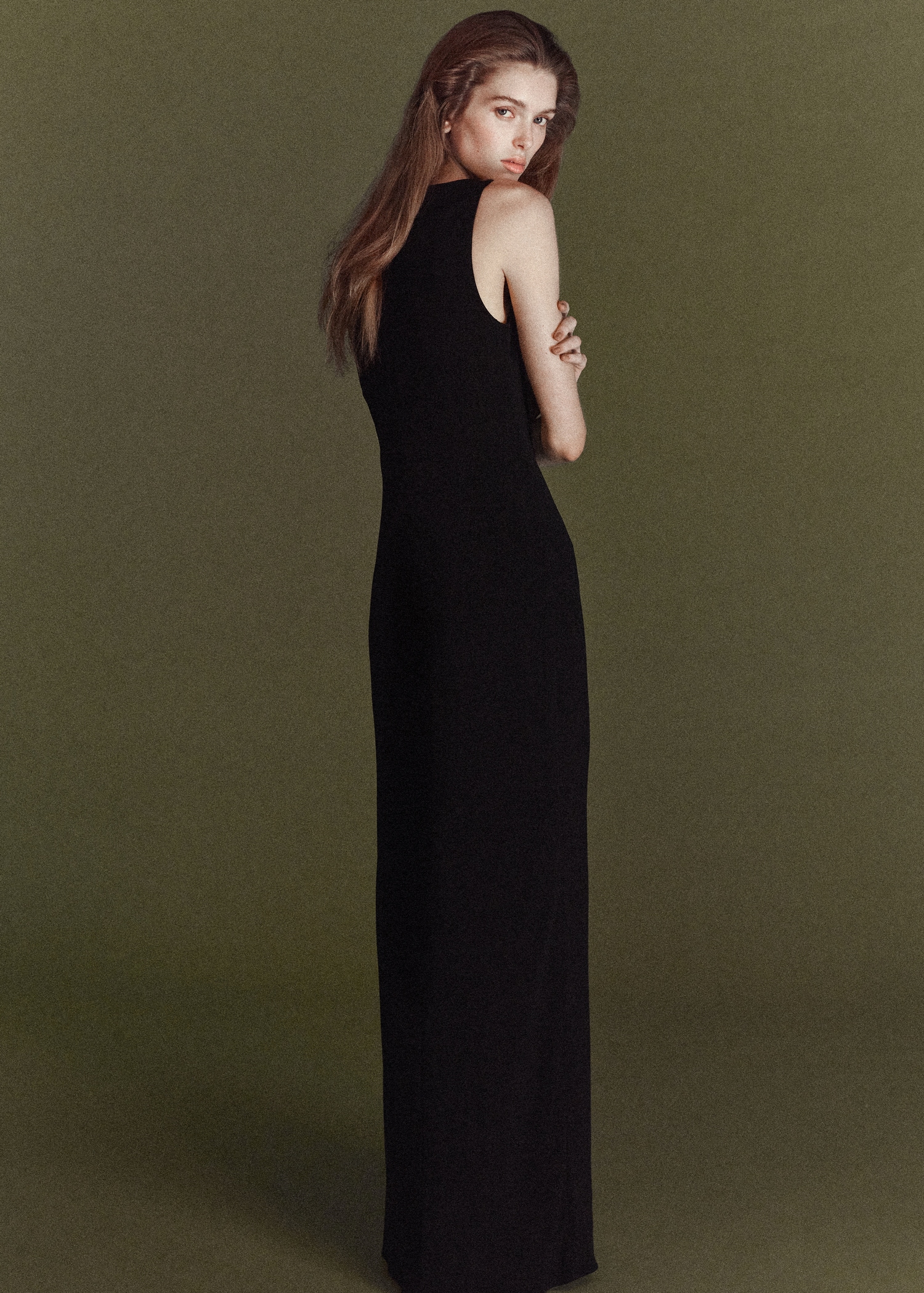 Nauwsluitende jurk met transparante schouderbandjes - Achterkant van het artikel