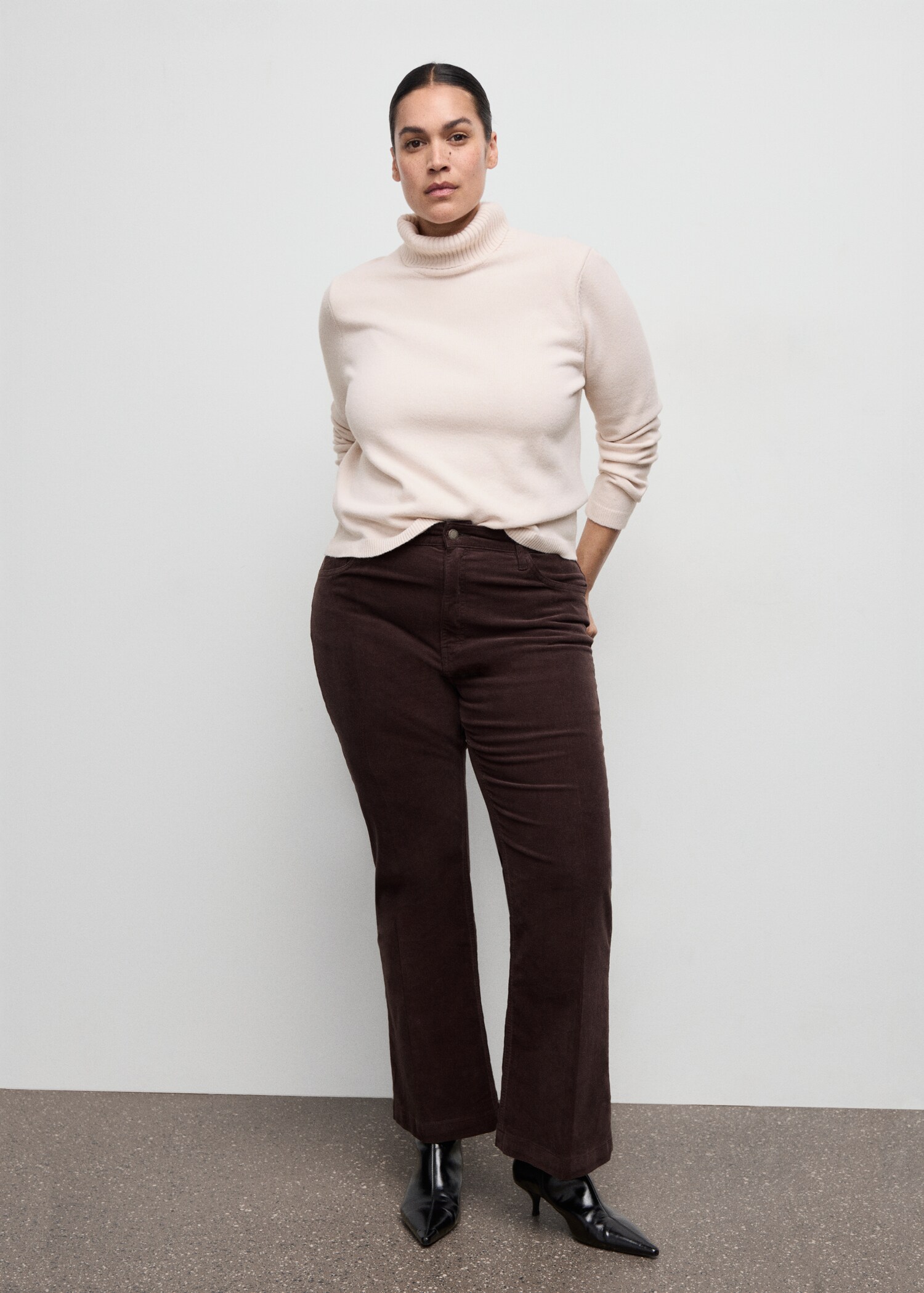 Turtleneck knitted sweater - Details of the article 3