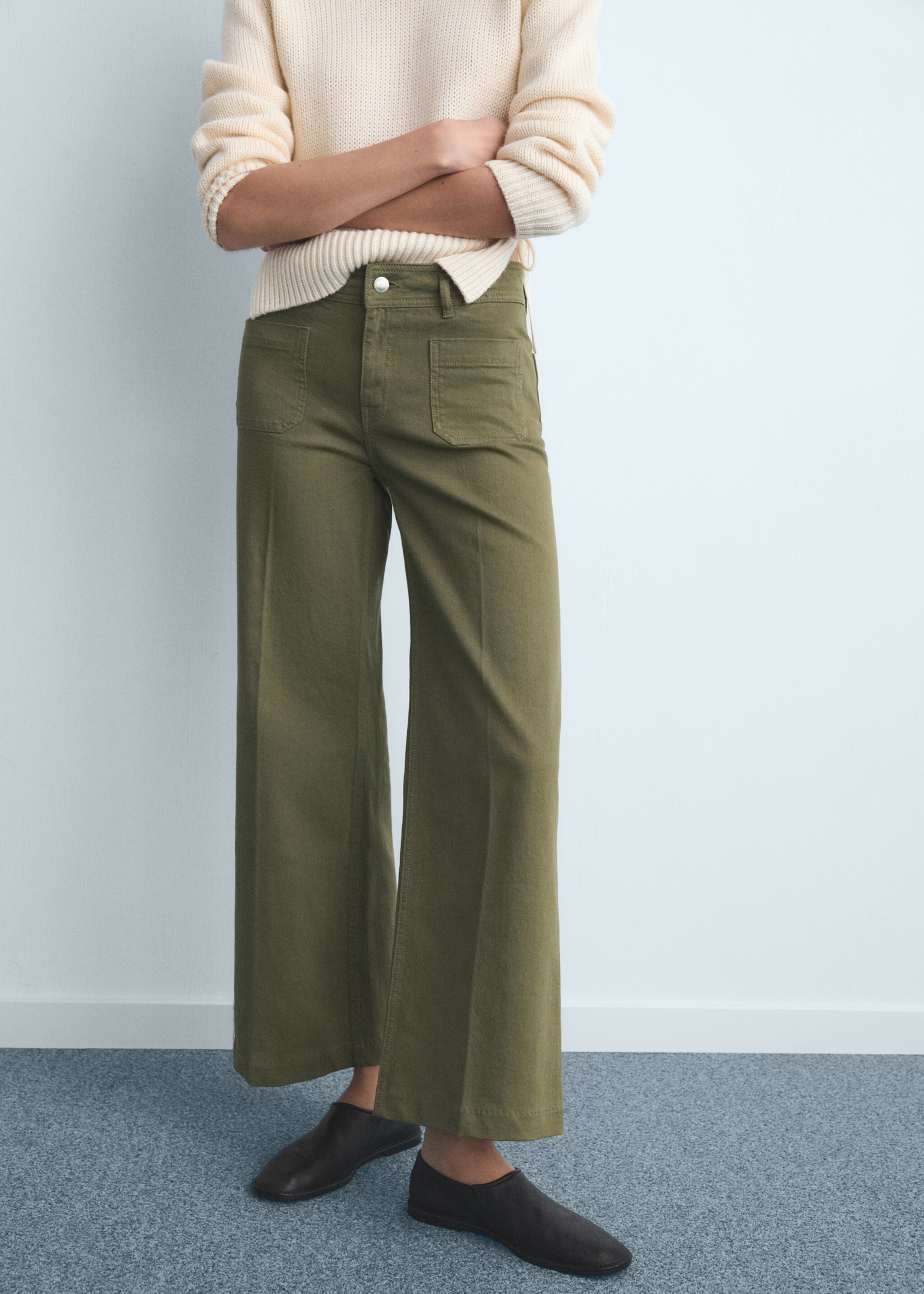 Wide-leg jeans with pockets - Medium plane, Khaki. Ref: 27081228-00.
