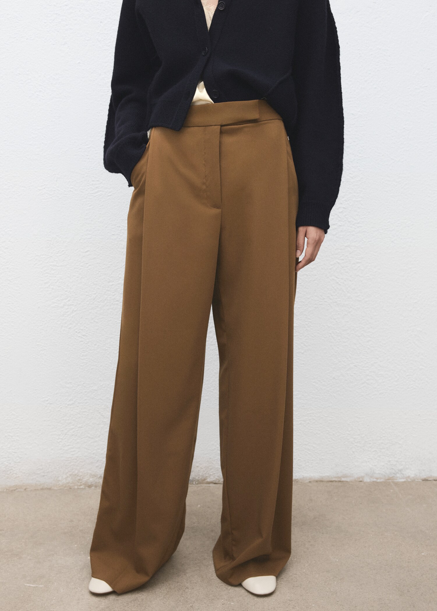 Pleated wide leg trousers - Medium plane