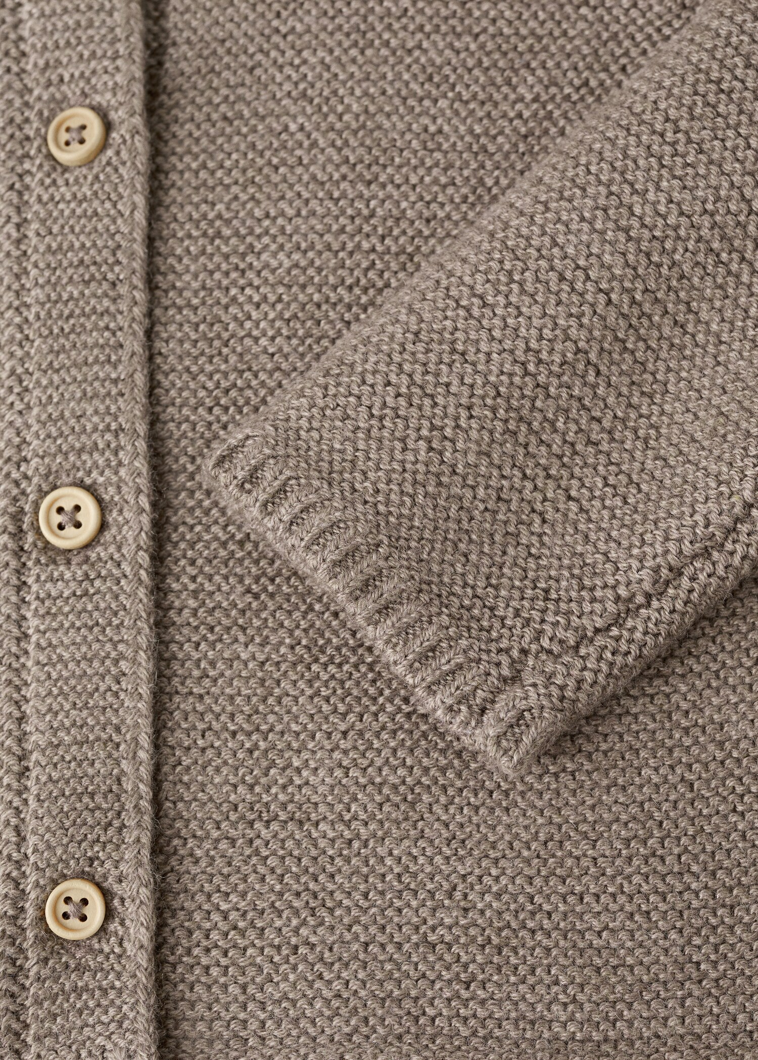 Knitted button cardigan - Details of the article 0
