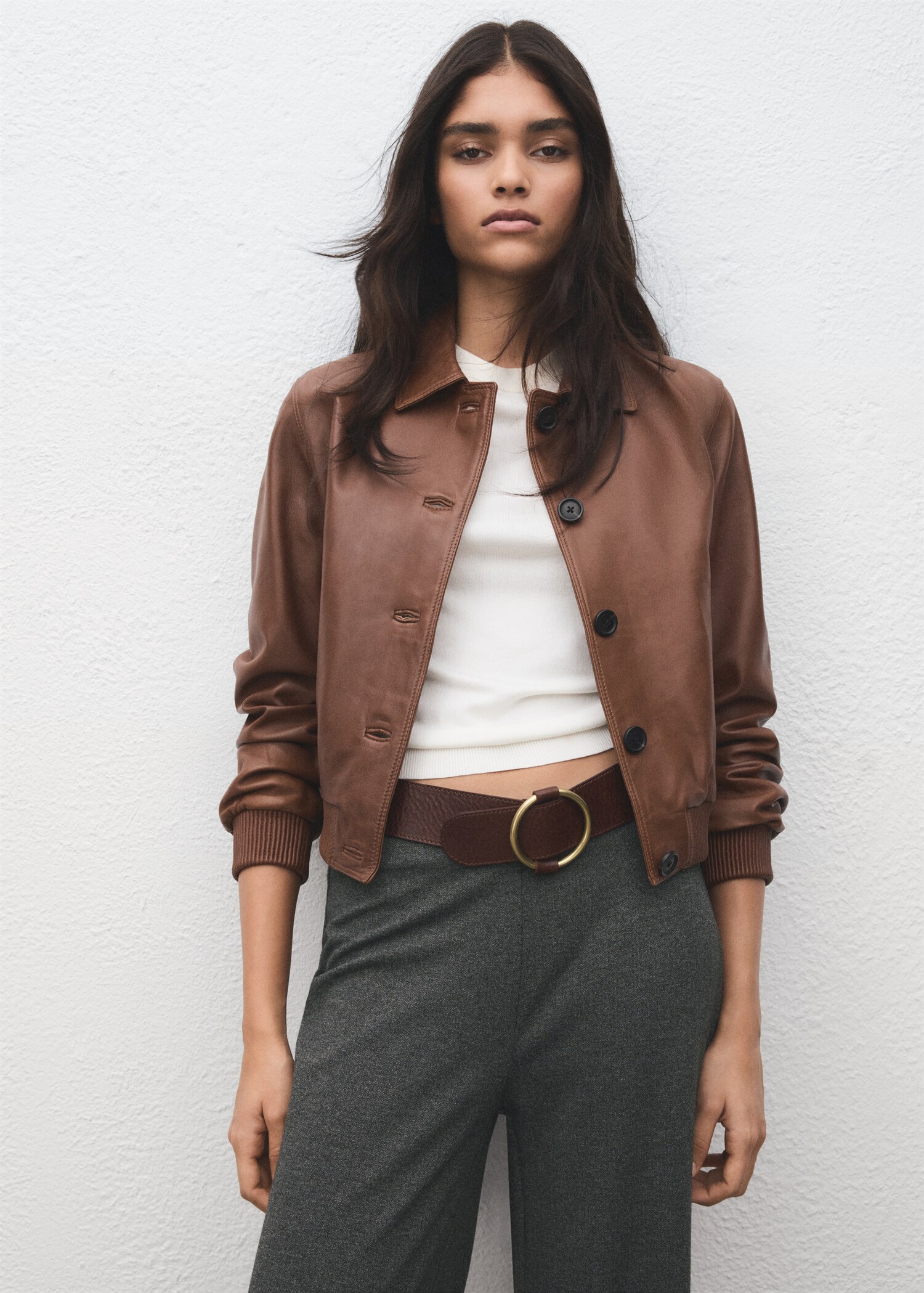 Straight-fit trousers with elastic waist - Details of the article 1