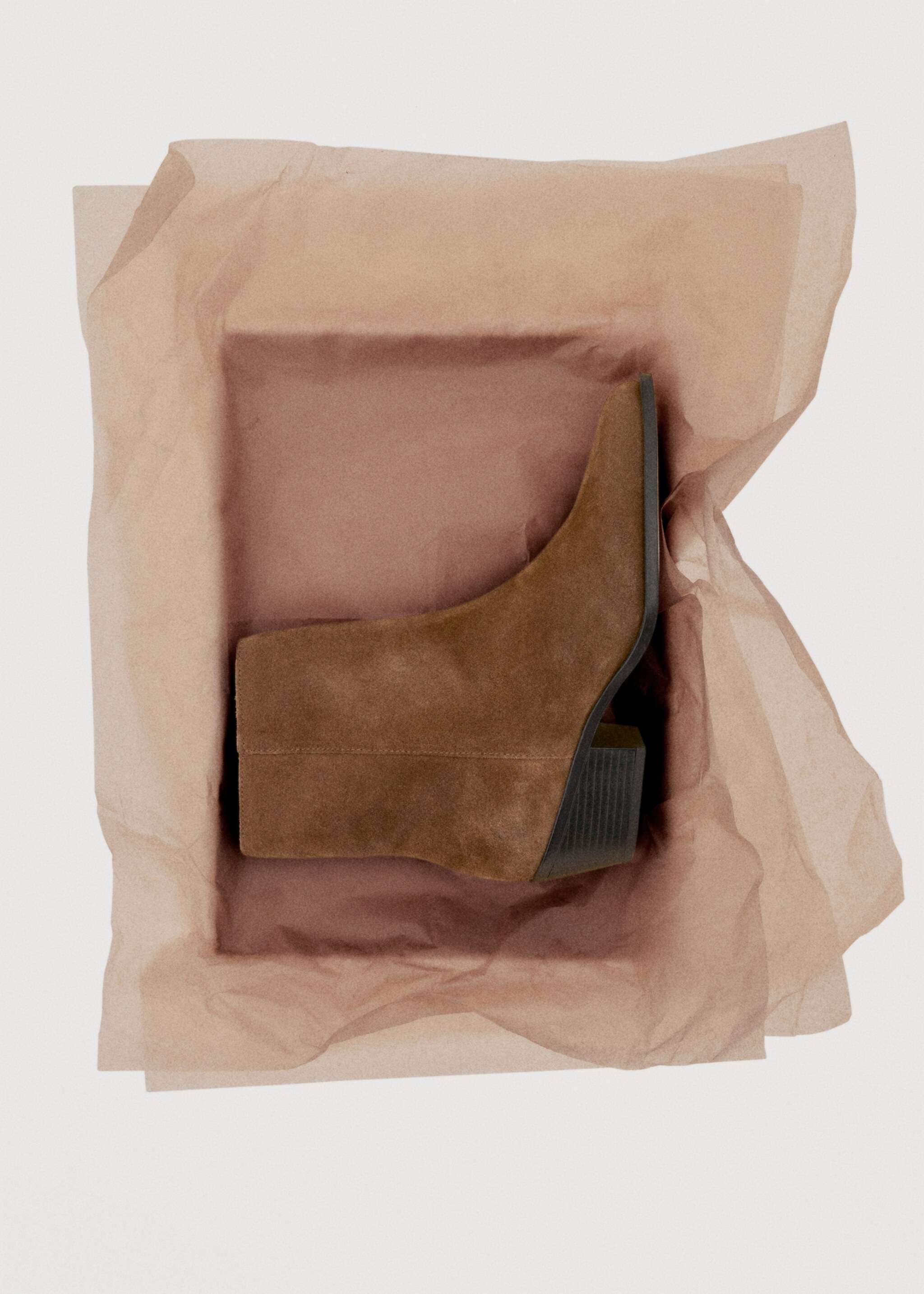 Heel suede ankle boot - Details of the article 7, Medium Brown. Ref: 27081250-00.