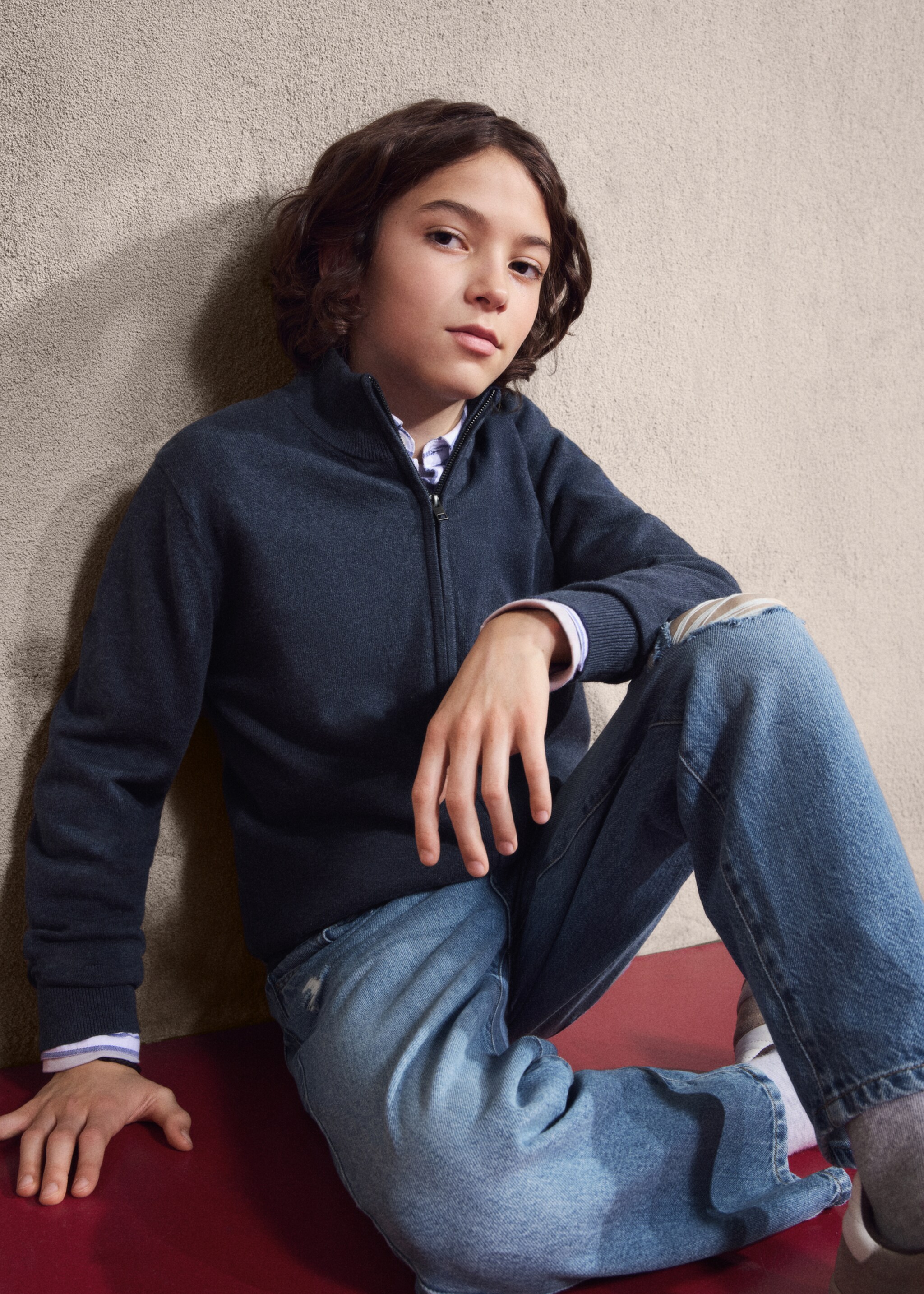 Zipped knit cardigan - Details of the article 6, Navy. Ref: 27081253-00.