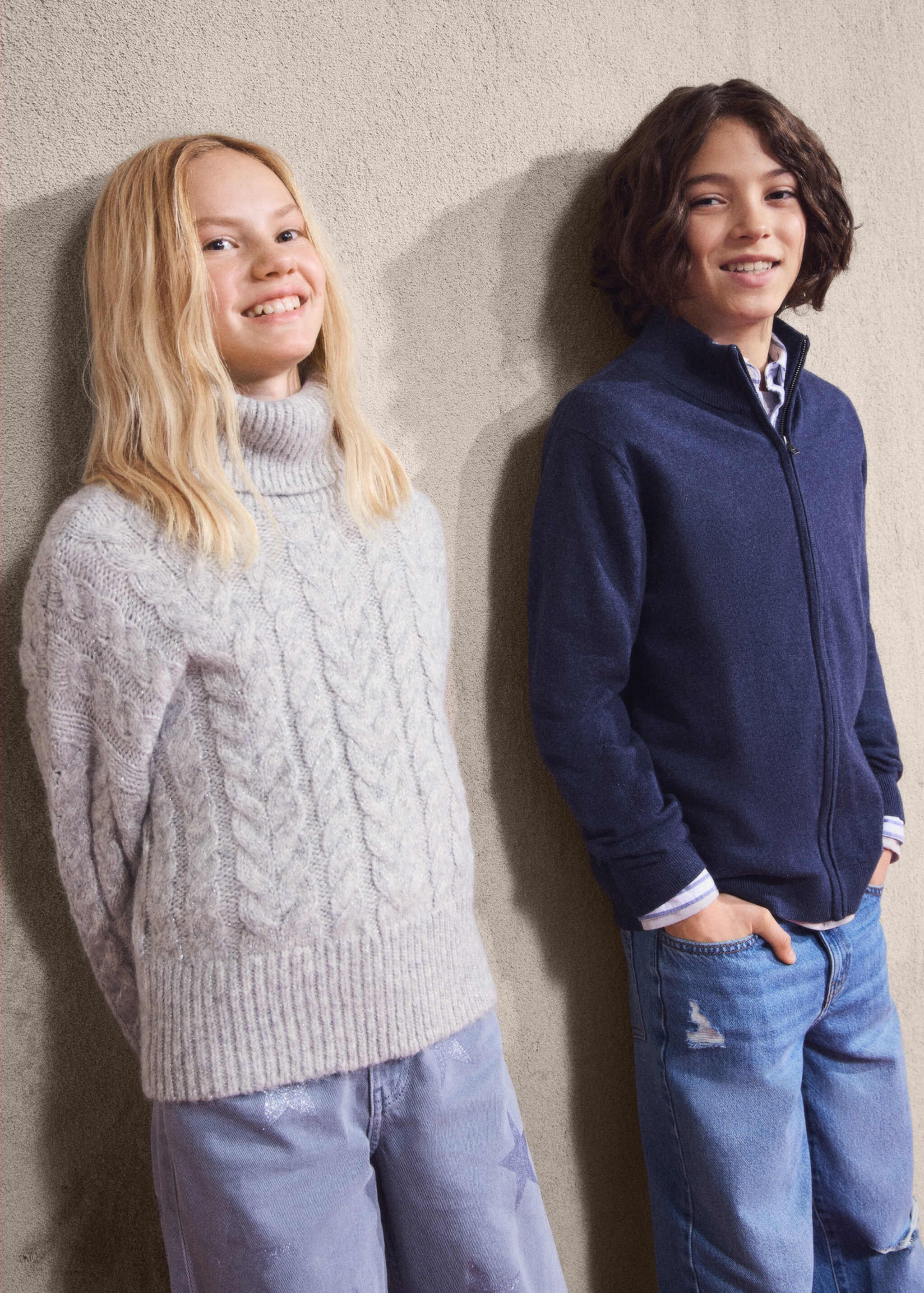 Gebreid vest met rits - Detail van het artikel 7, Marineblauw. Ref: 27081253-00.