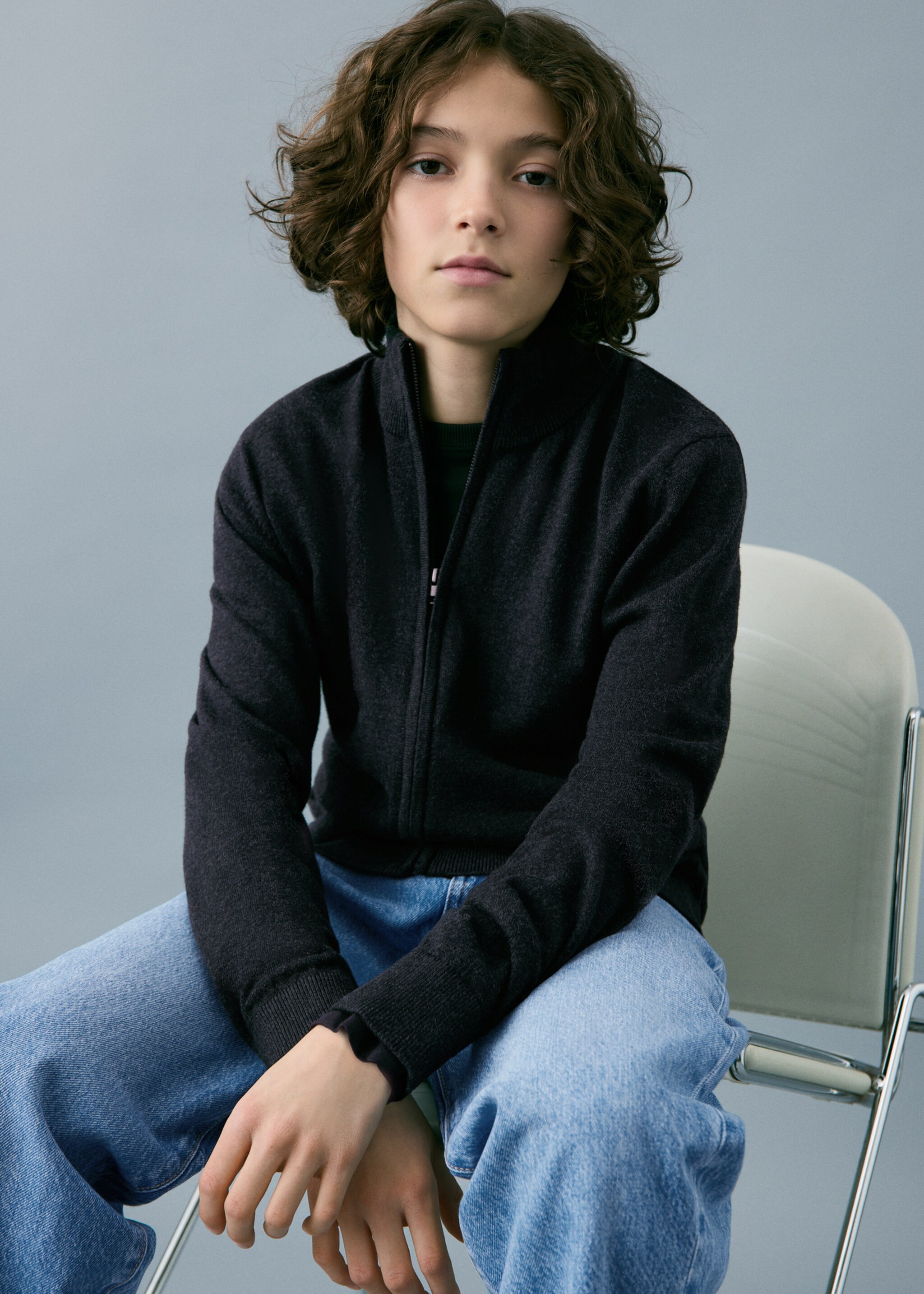 Zipped knit cardigan - Medium plane, Charcoal. Ref: 27081253-00.