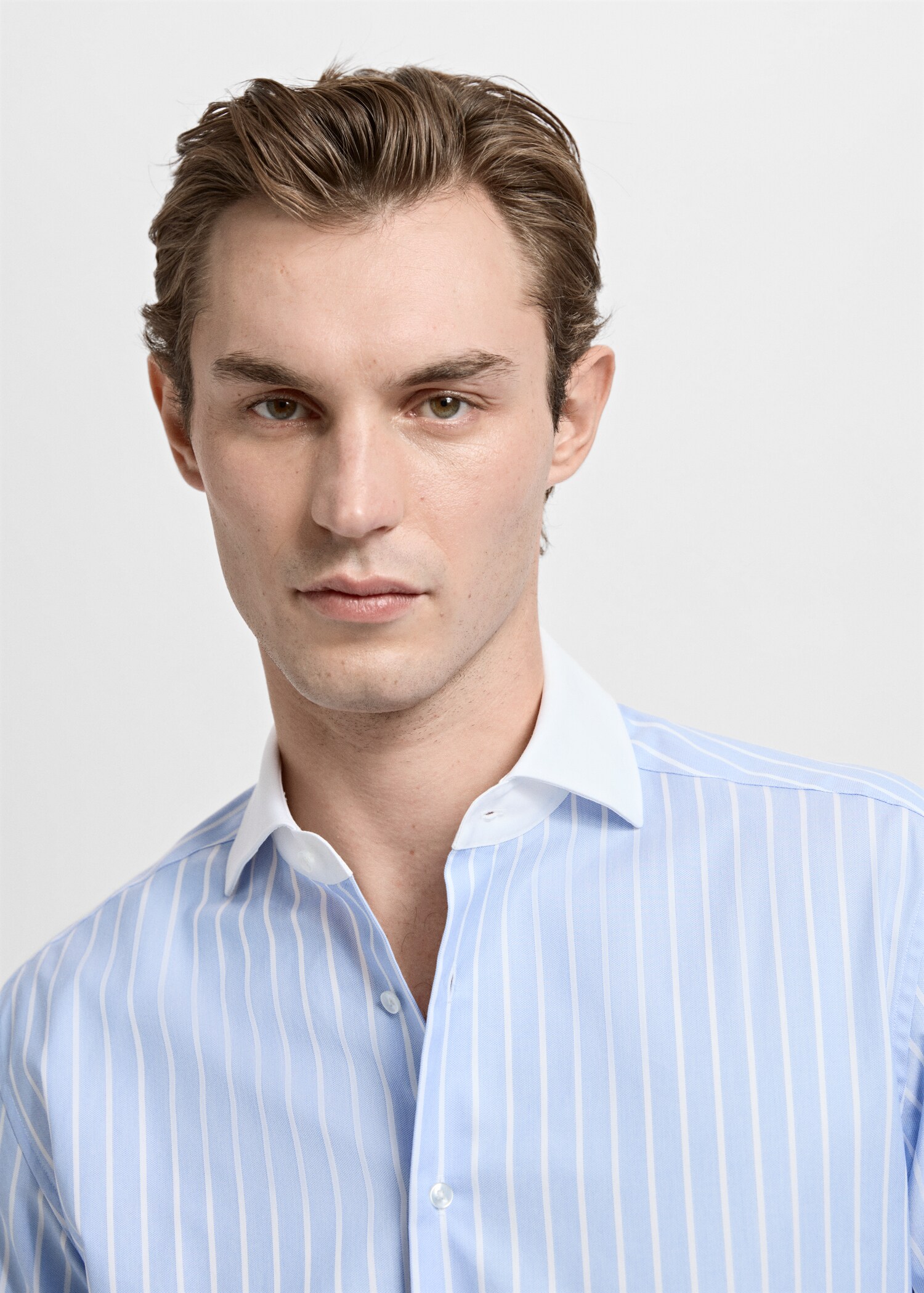 Πουκάμισο κοστουμιού slim fit με ρίγες - Λεπτομέρεια του προϊόντος 1