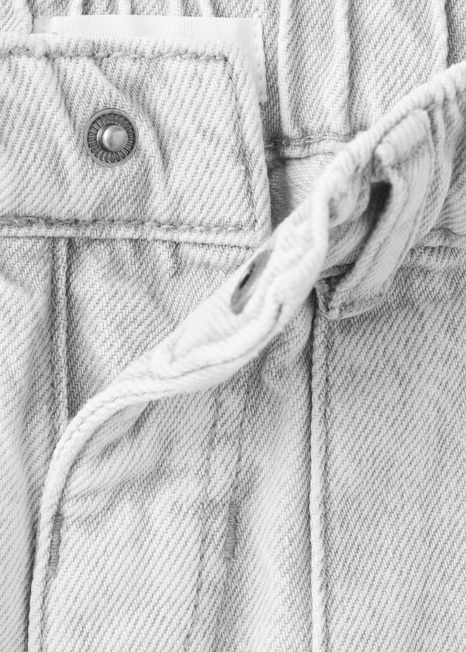 Straight-fit jeans with elastic waist - Details of the article 8