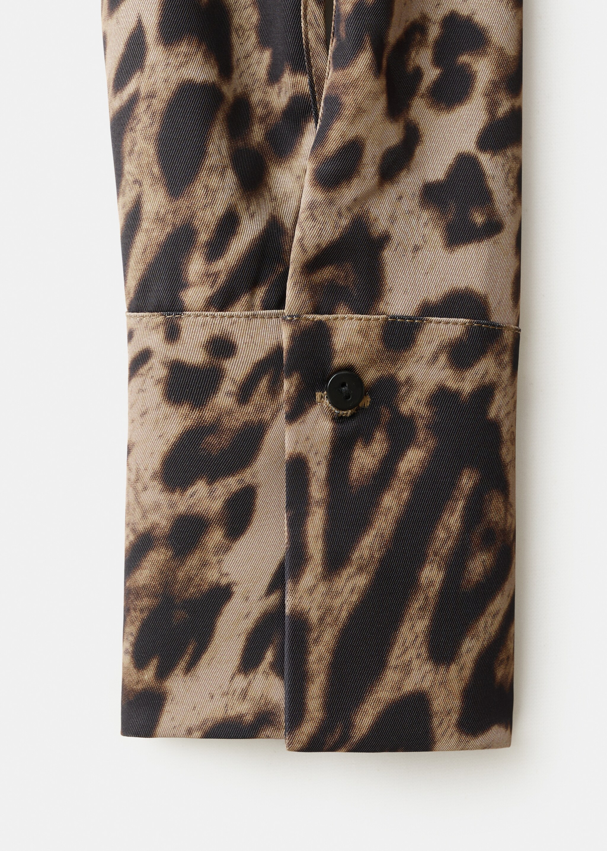 Blusa animal print fular - Detalle del artículo 0, Negro. Ref: 27081265-00.