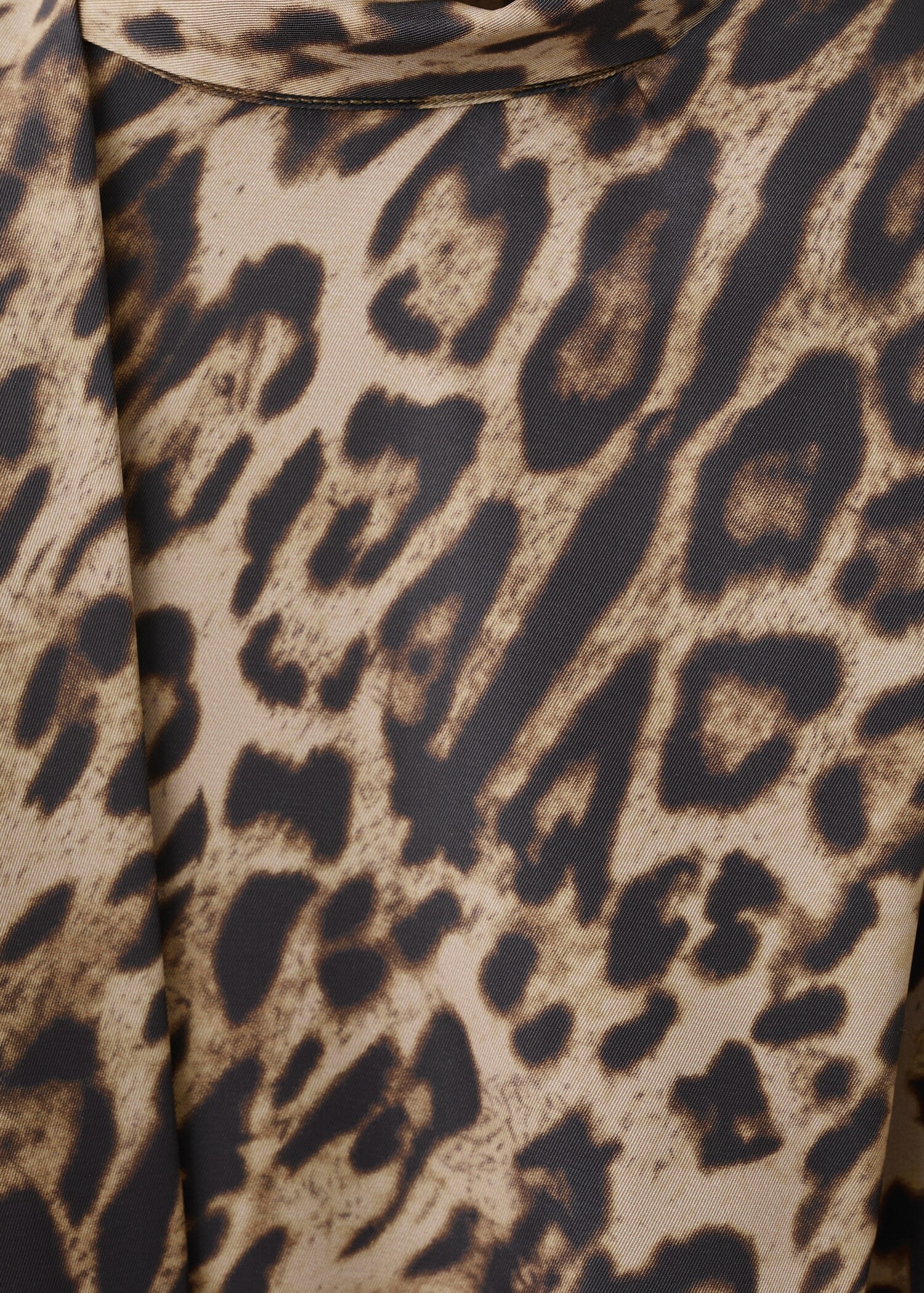 Blusa animal print fular - Detalle del artículo 8