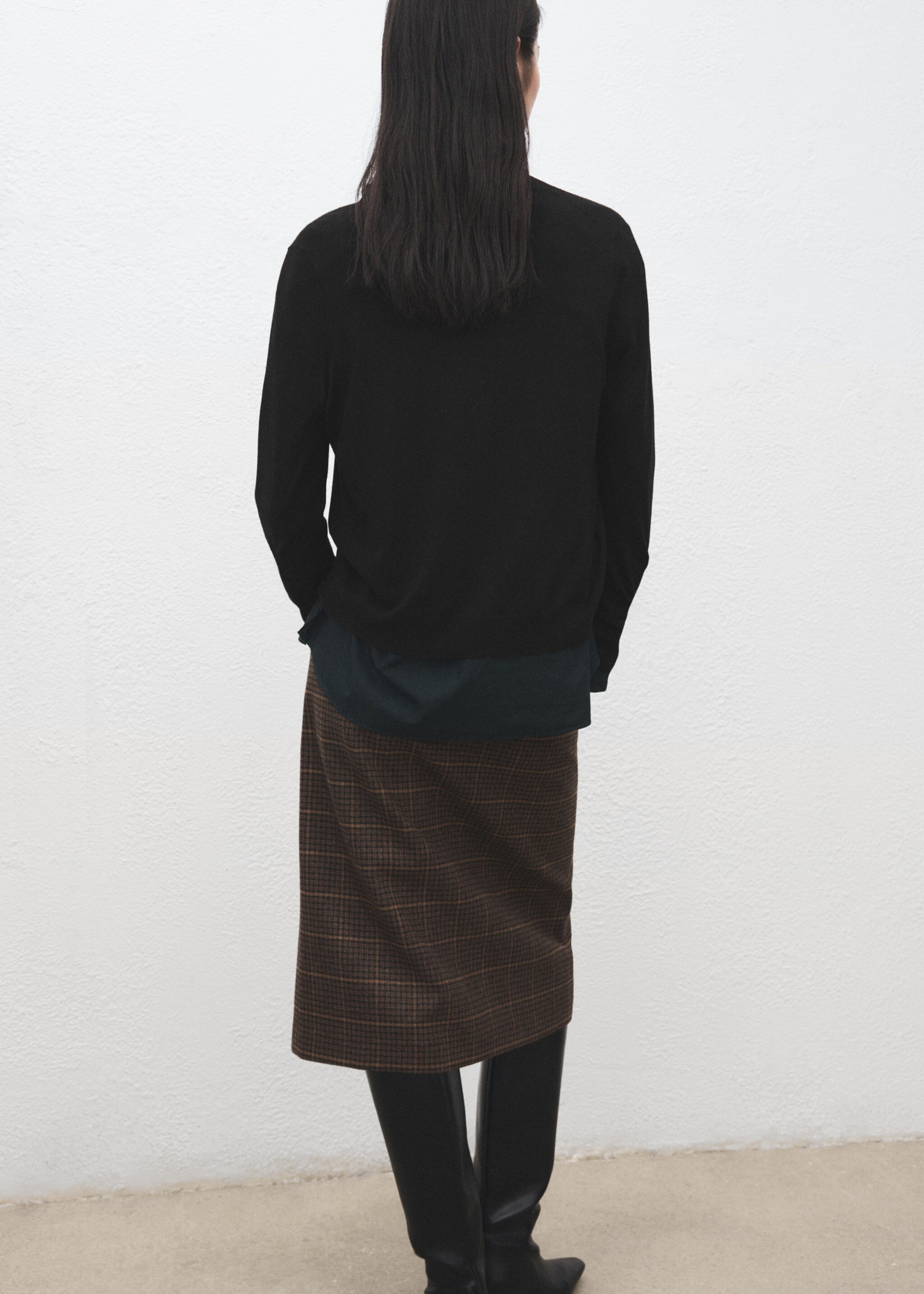 V-neck knitted cardigan - Reverse of the article, Black. Ref: 27081269-00.