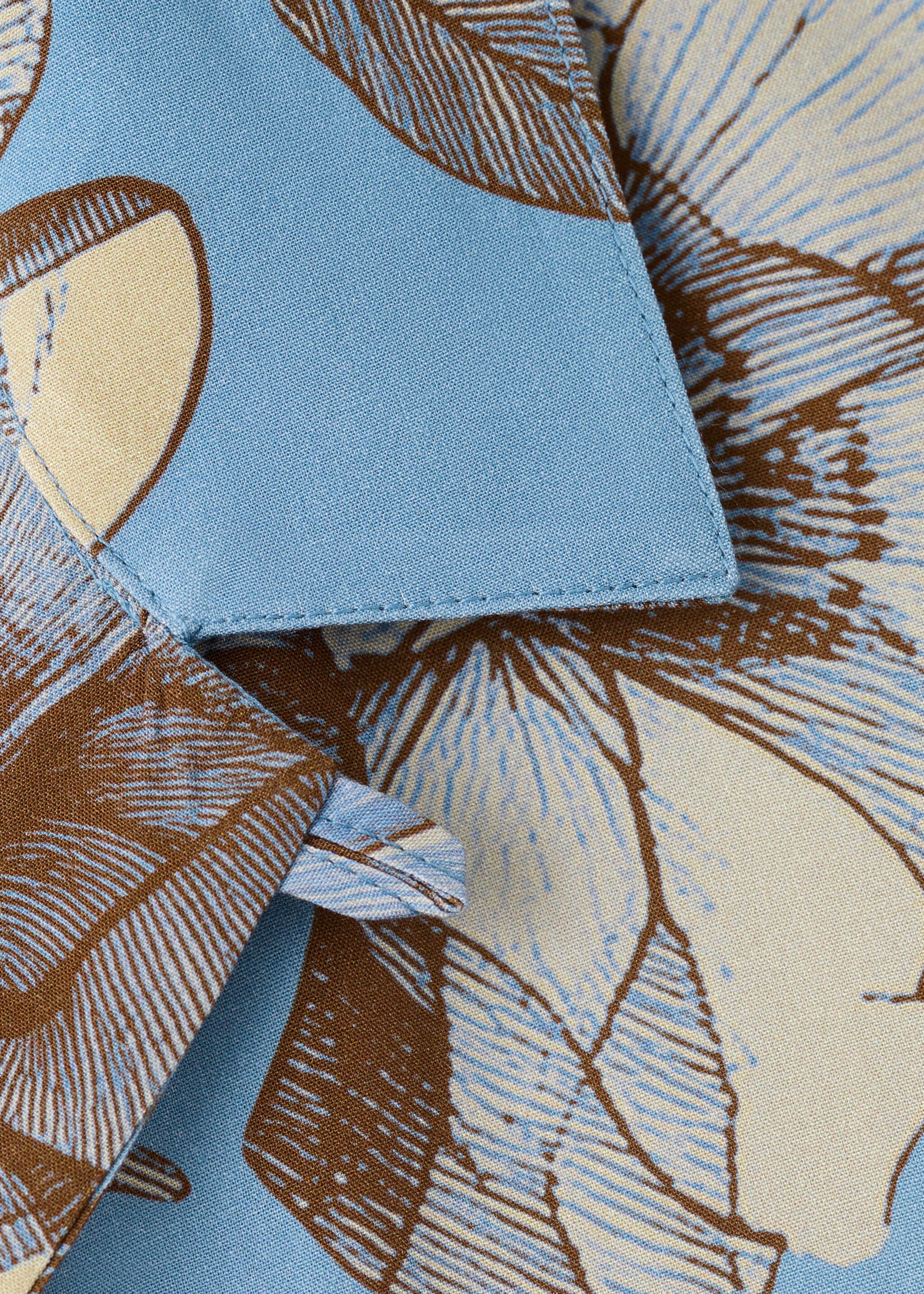 Short sleeve fluid shirt - Details of the article 8, Sky Blue. Ref: 27081277-00.