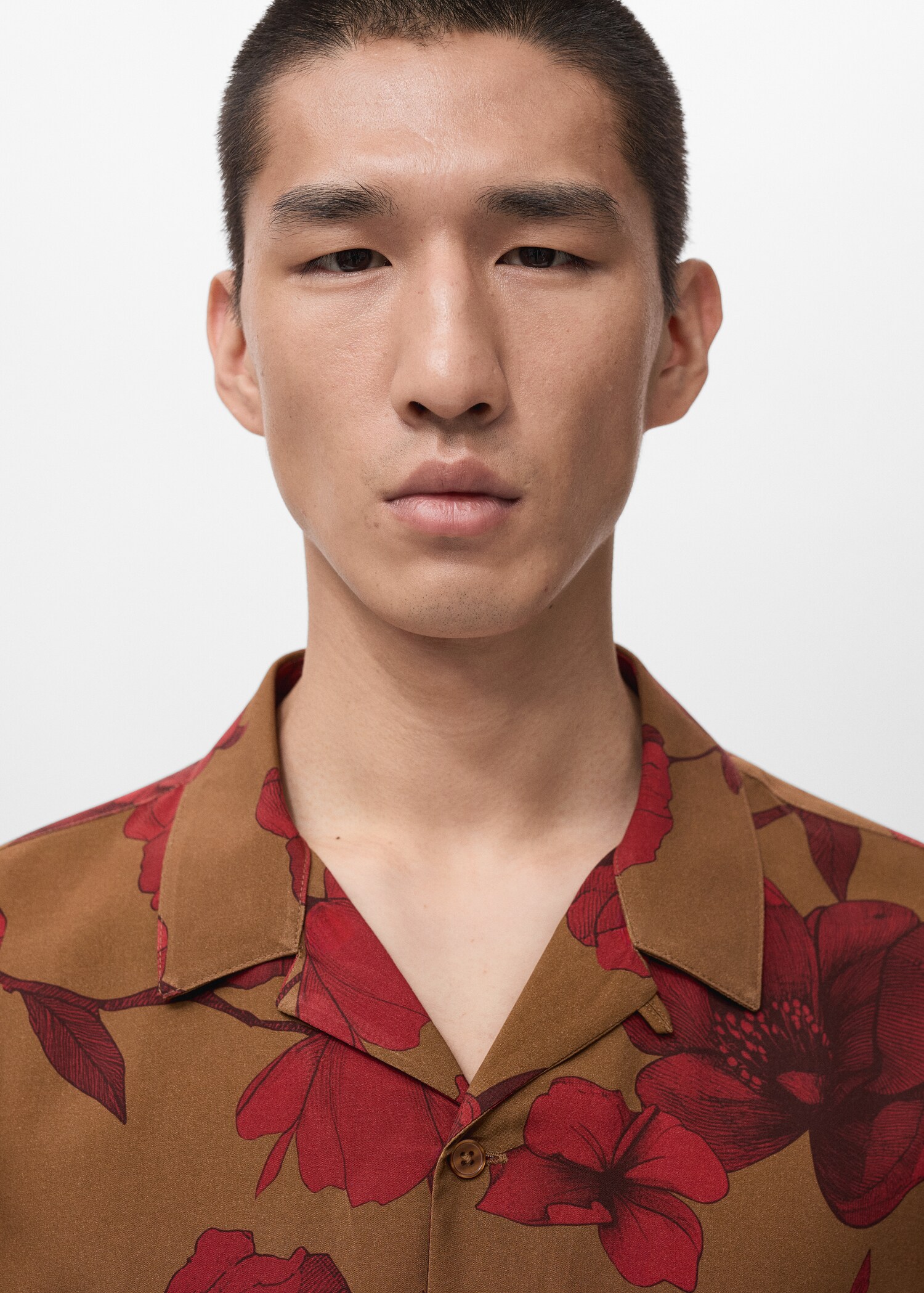 Short sleeve fluid shirt - Details of the article 1