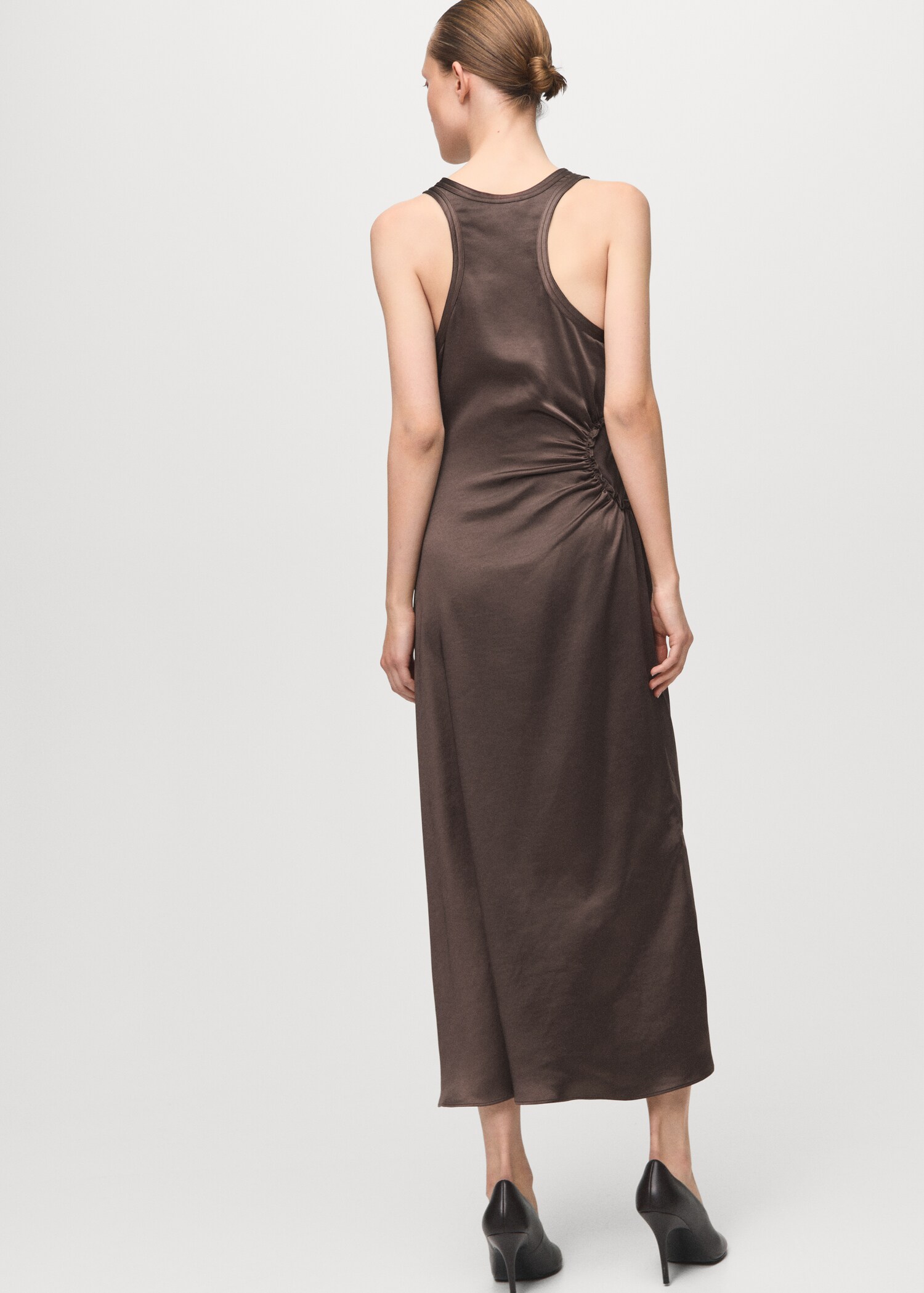 Robe trapèze avec fronces latérales - Verso de l’article