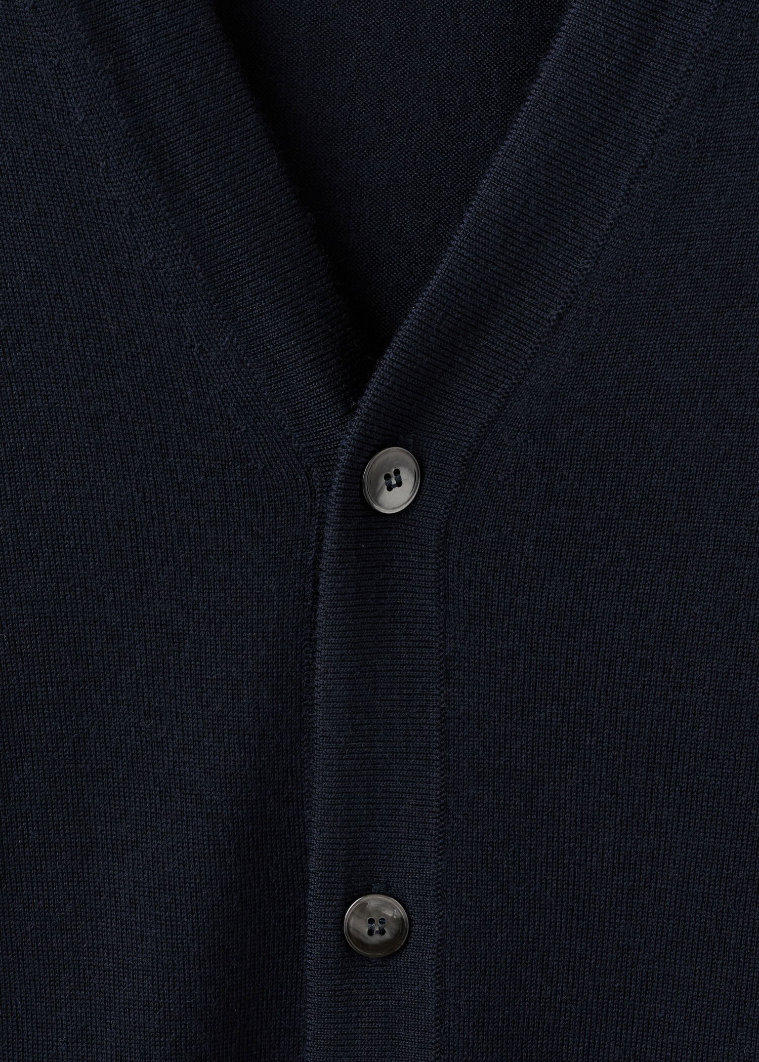 100% merino wool cardigan - Details of the article 8