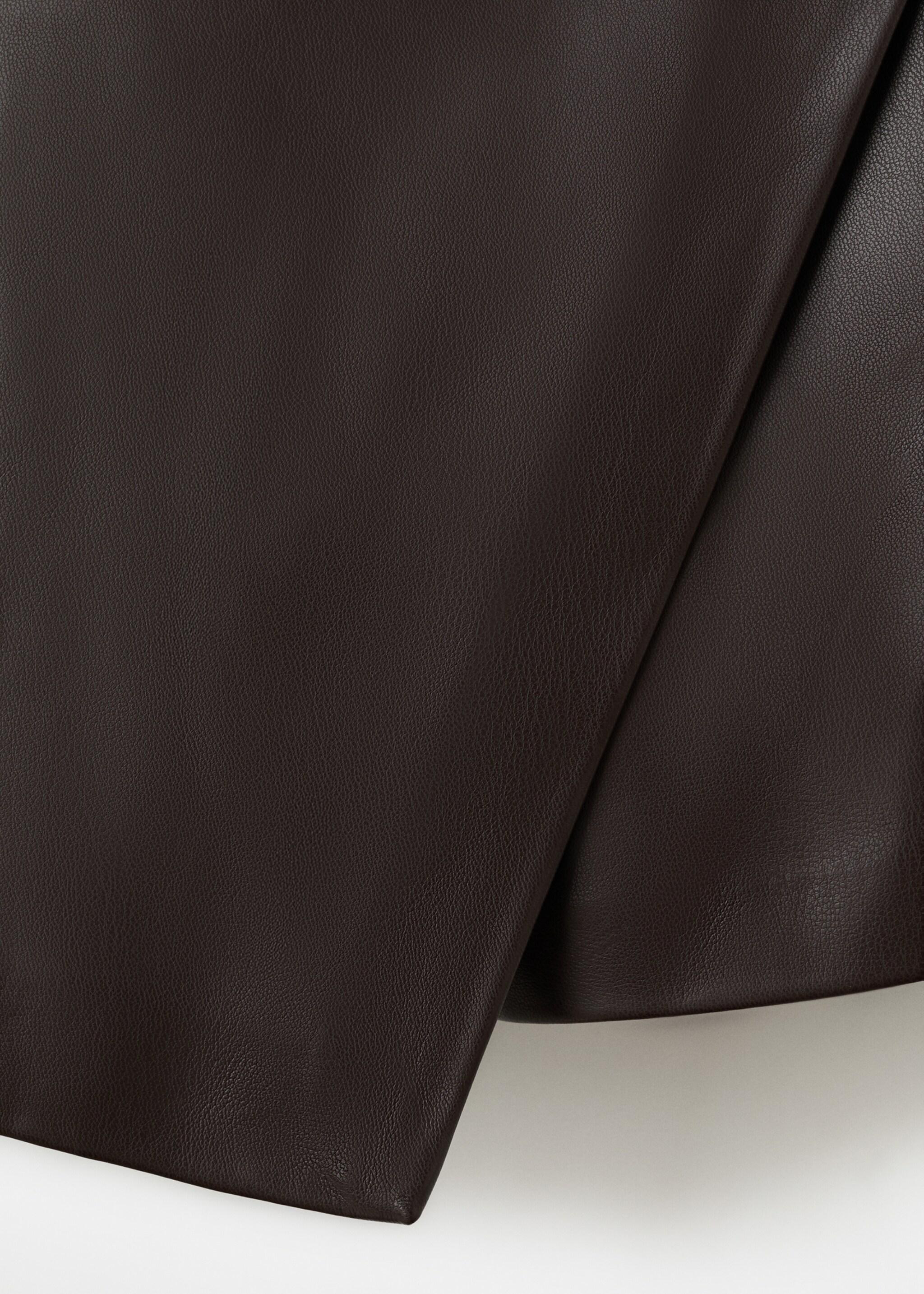 Faux-leather culottes - Details of the article 0, Chocolate. Ref: 27081301-00.