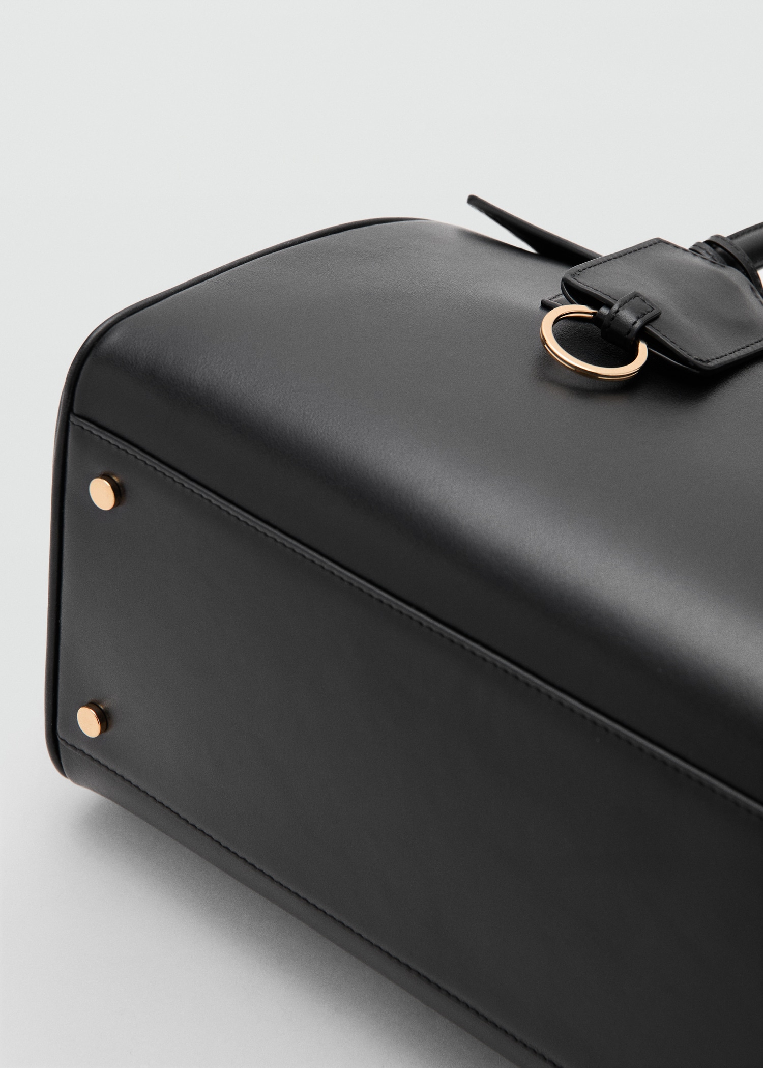 Leather shopper bag with charms - Details of the article 2