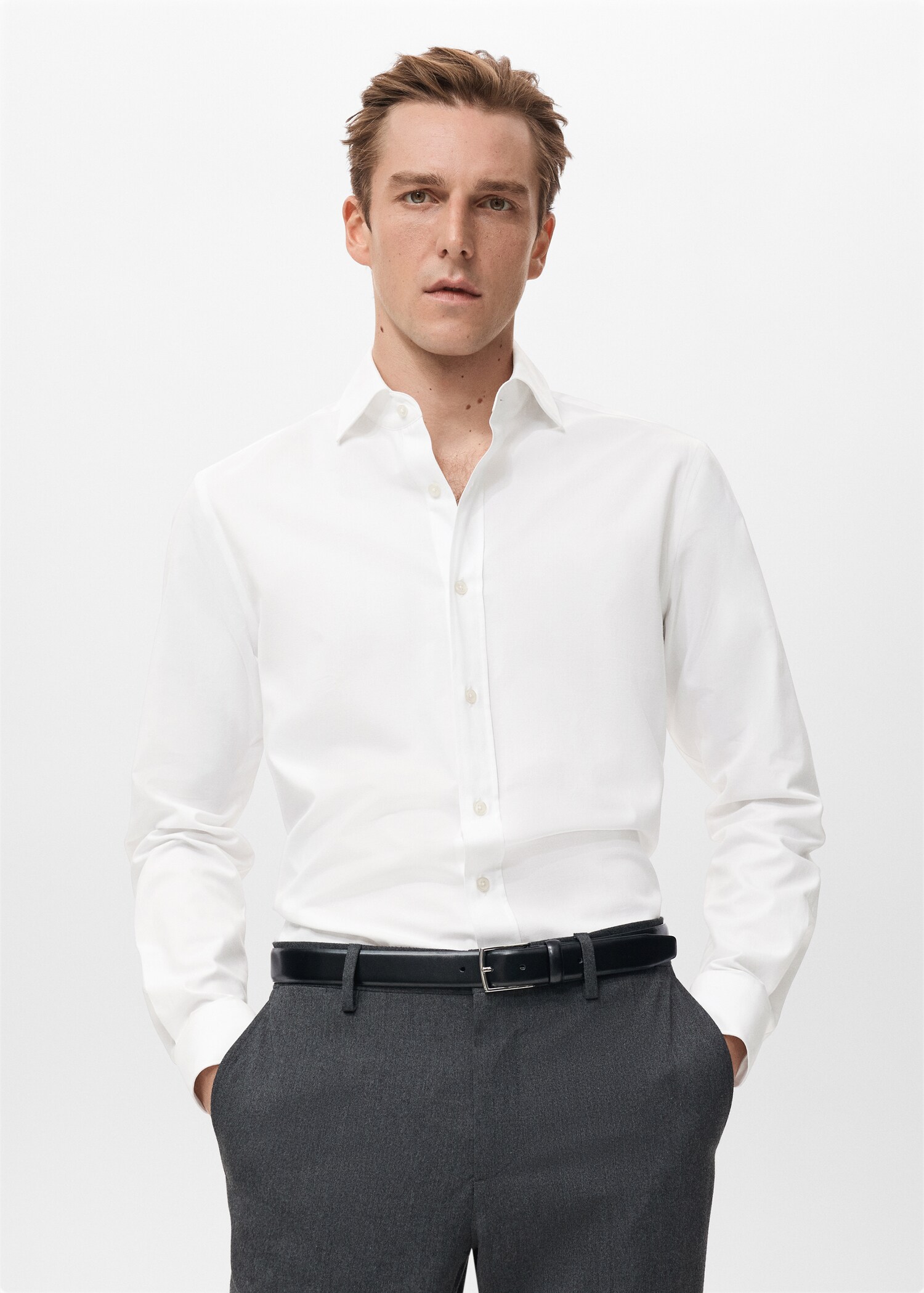 Camisa 100% algodón slim fit - Plano medio
