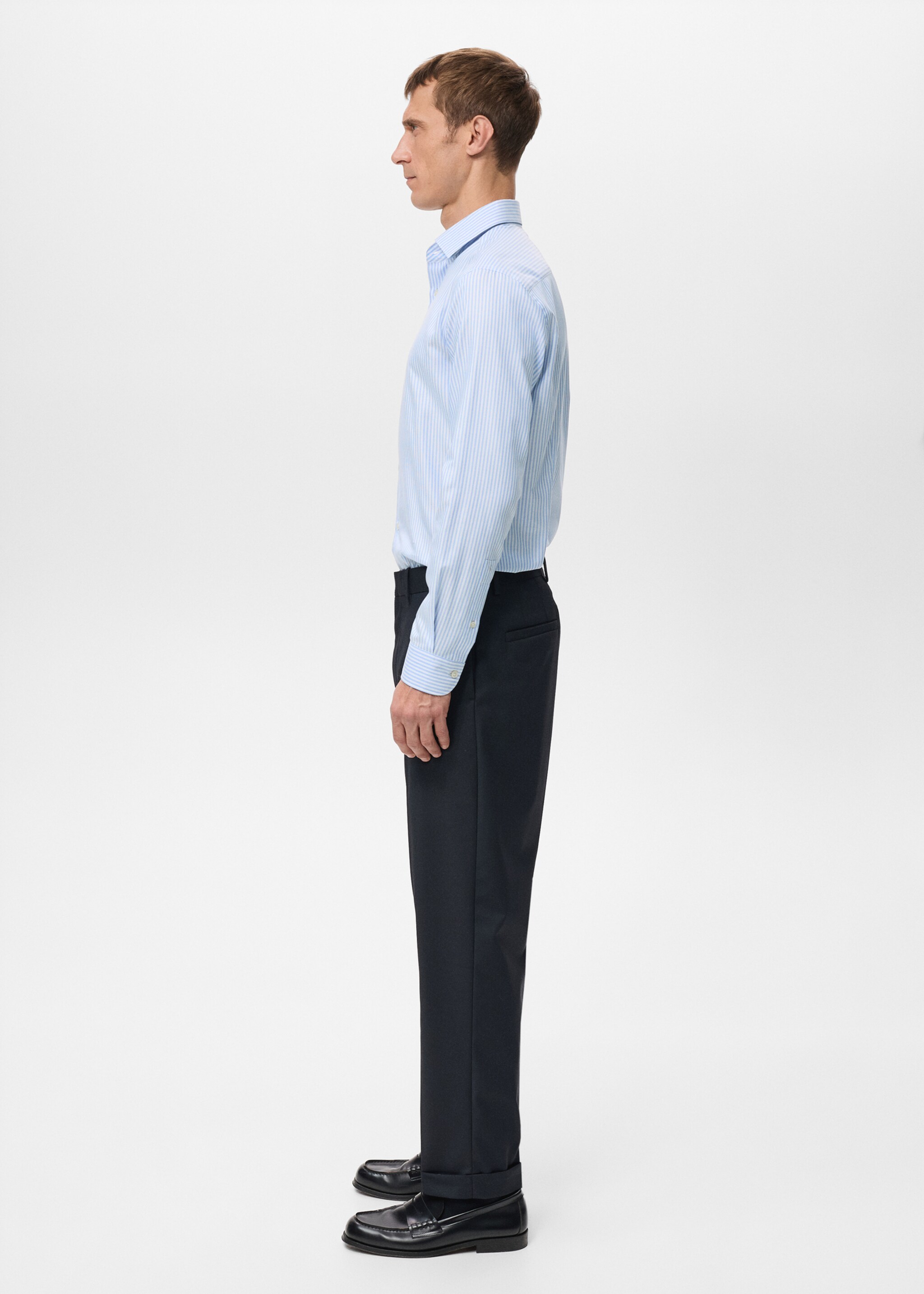 Chemise 100 % coton rayures slim-fit - Détail de l'article 6, Bleu ciel. Ref: 27081313-00.