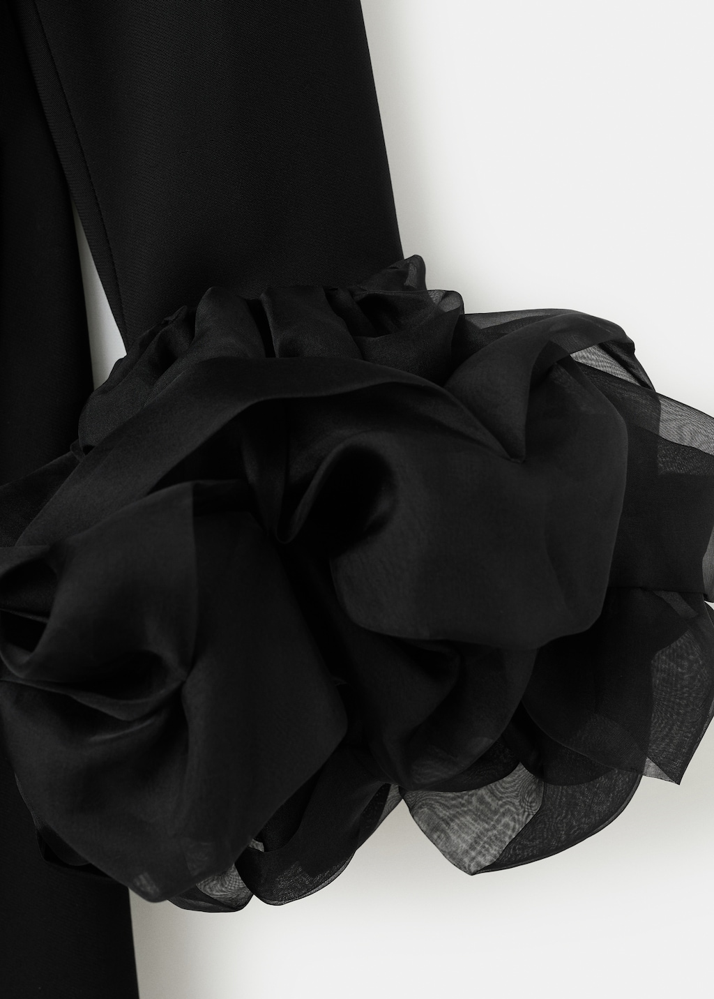 Mango Open-back dress with flower cuffs