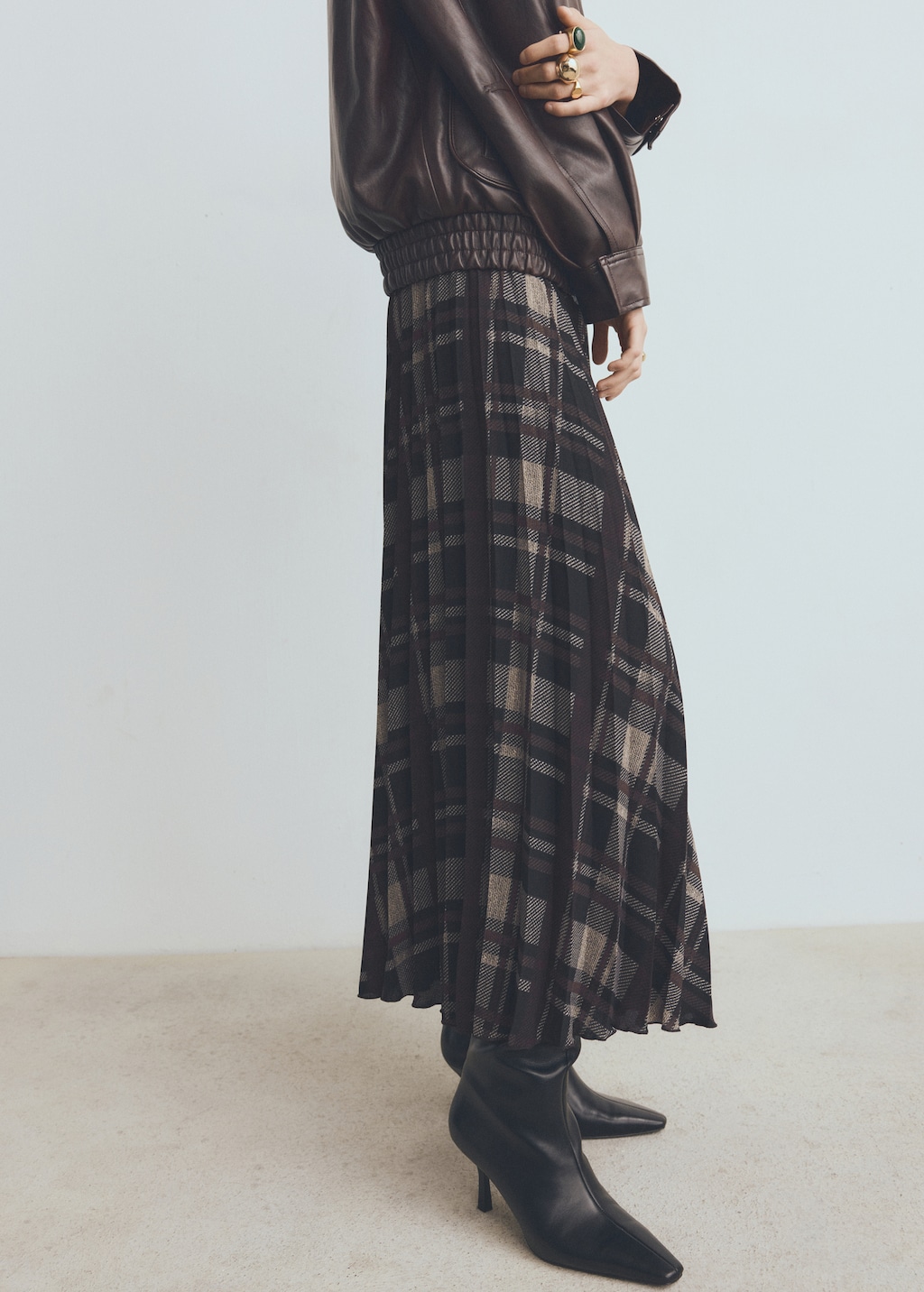 Checked long skirt
