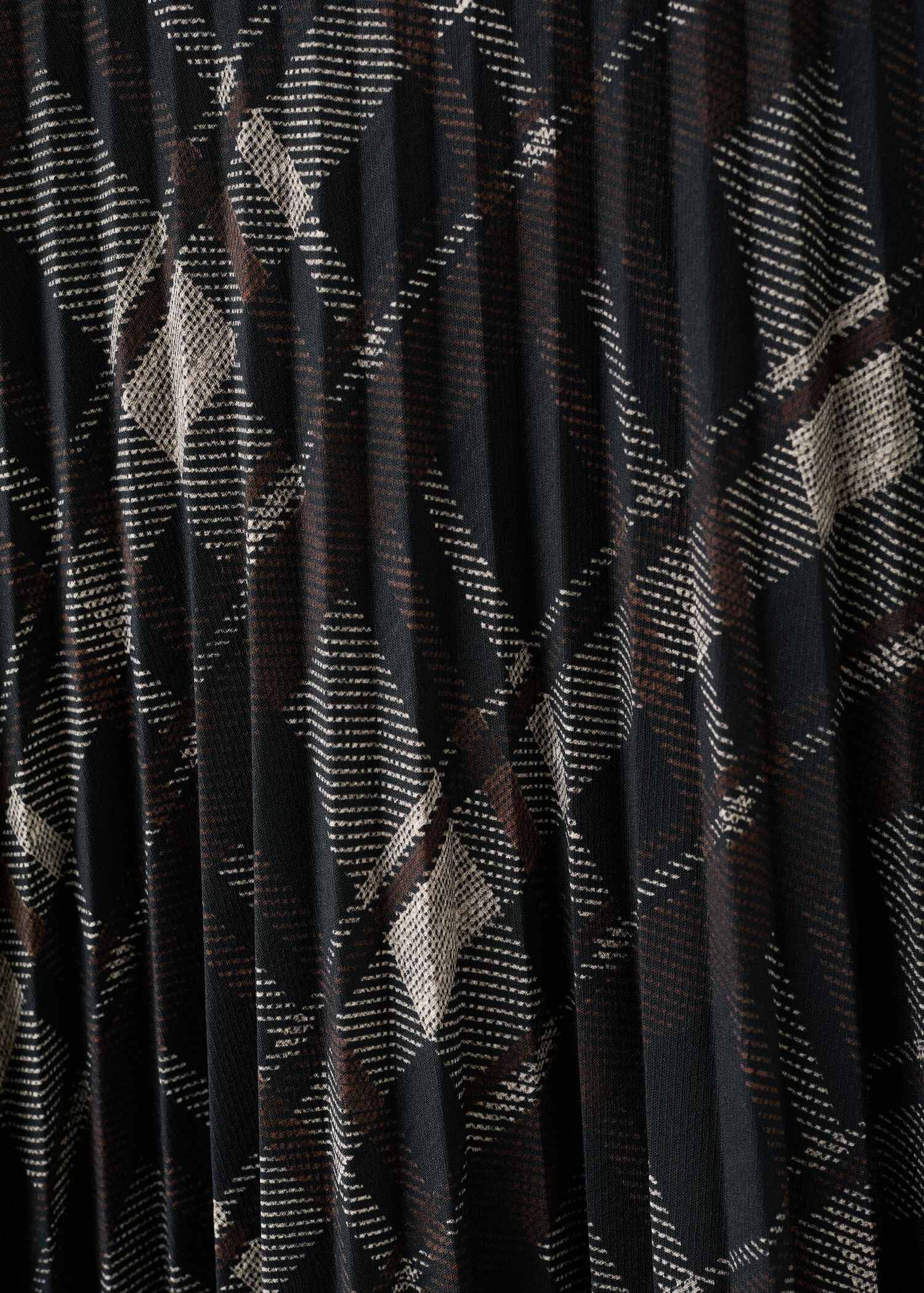 Checked long skirt - Details of the article 0